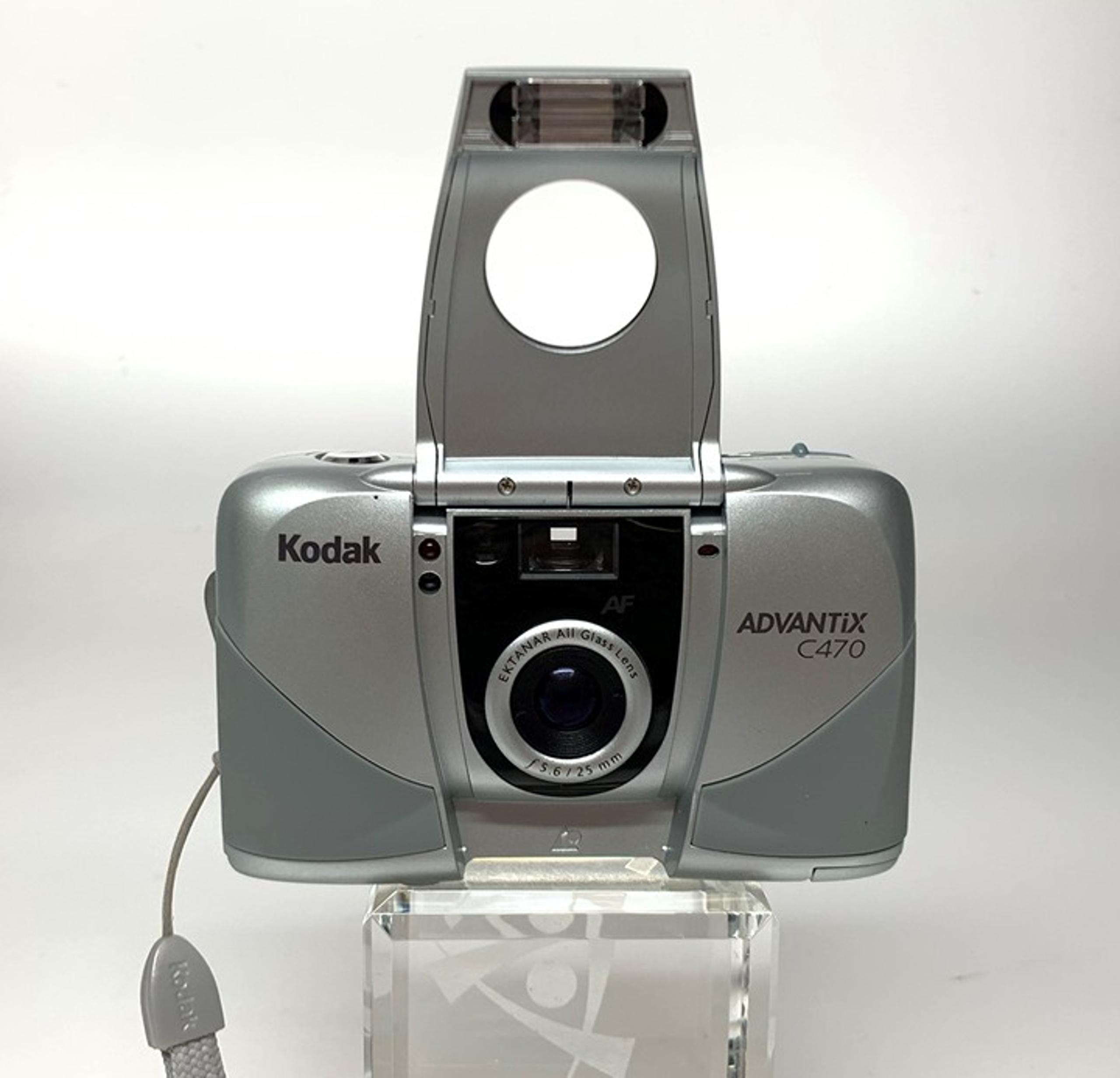 Aparat Foto pe Film Kodak Advantix C470, APS, 25 mm, Auto Focus, Blitz Integrat, Silver - imagine 2