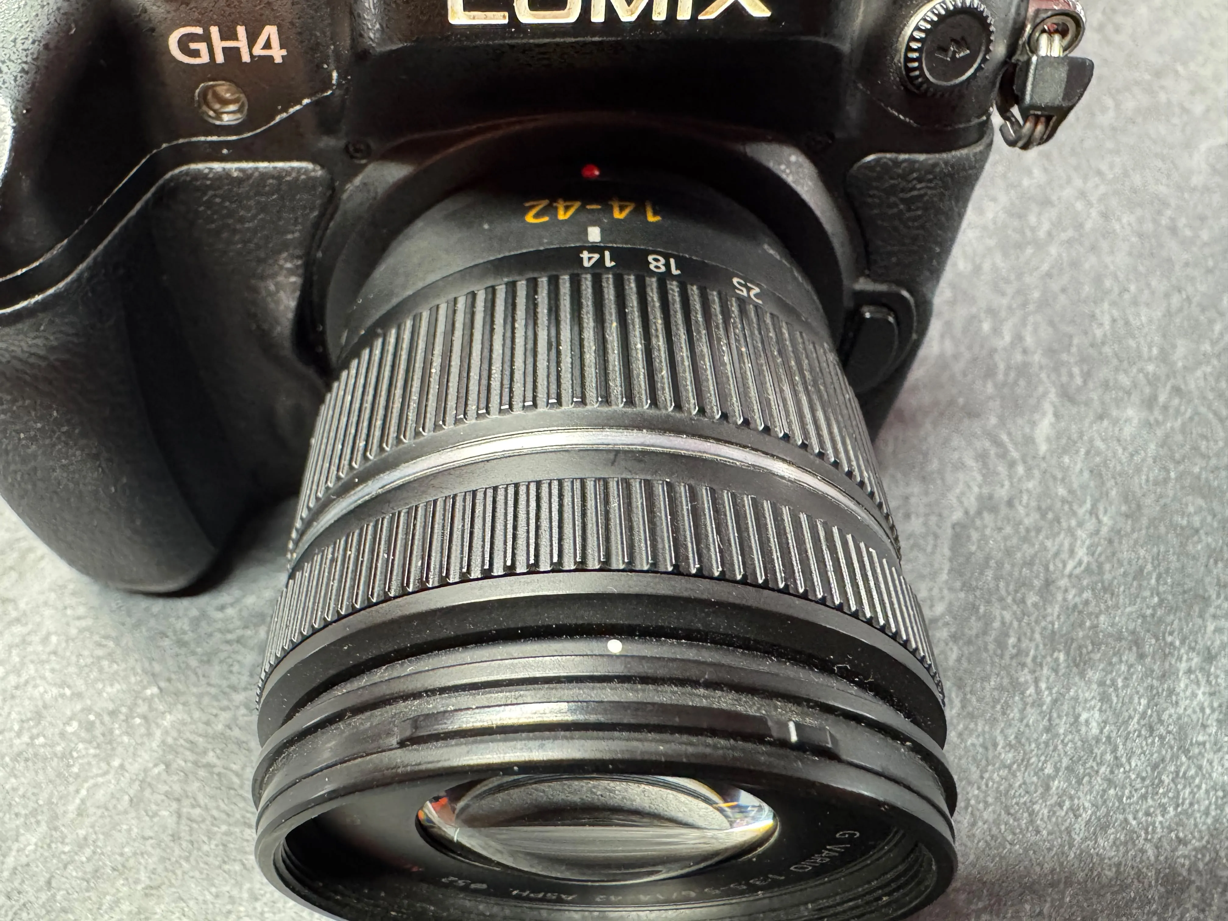 Obiectiv foto Panasonic Lumix G Vario 14-42mm f/3.5-5.6 ASPH. Mega O.I.S., Micro Four Thirds, Negru - imagine 3