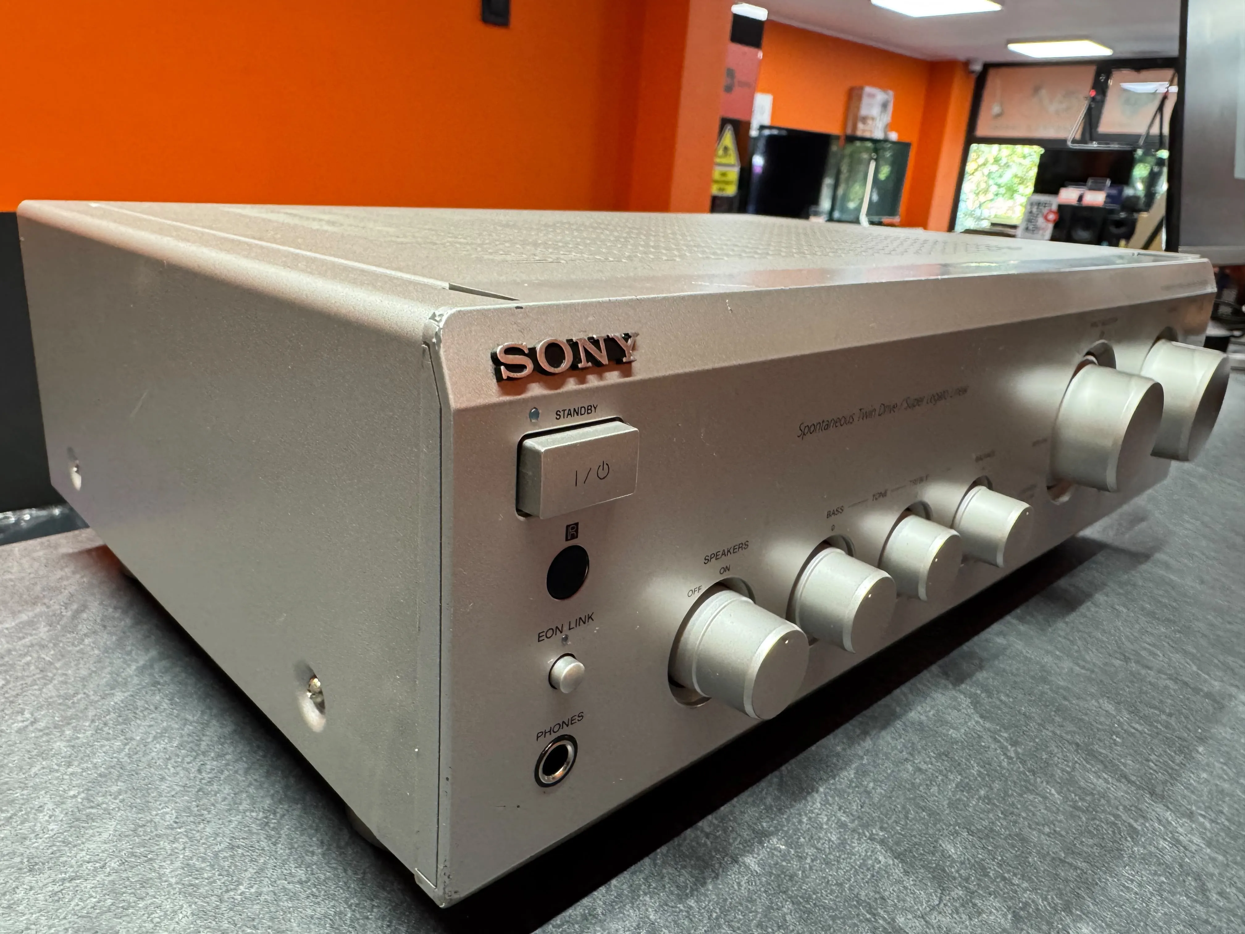 Amplificator Stereo SONY TA-FE520R, 2x85W la 8 OHm, Phono MM, Source Direct, Loudness, 4-16 OHm, fara Telecomanda, Argintiu - imagine 4