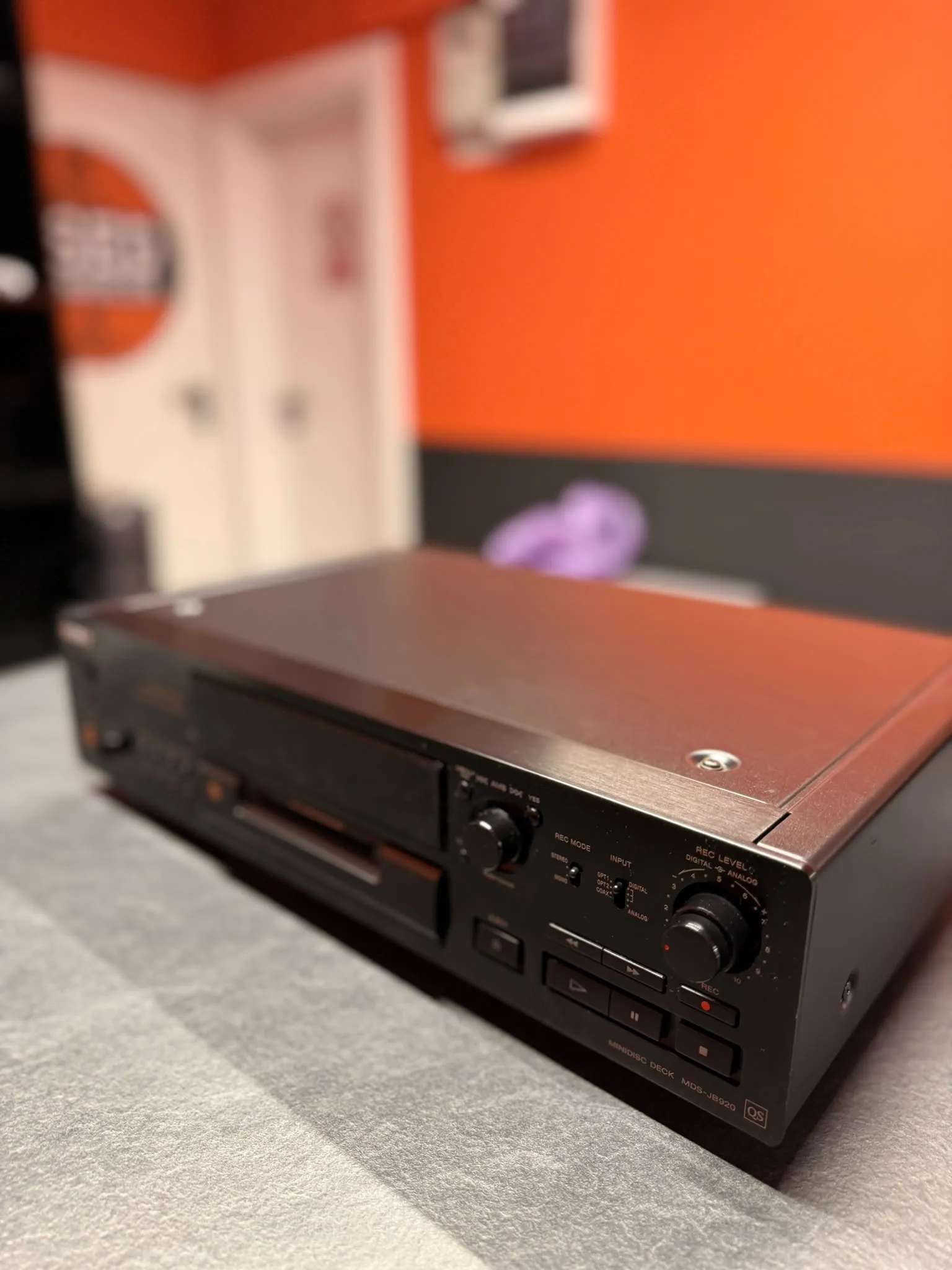Sony MDS-JB920QS MiniDisc Recorder/Player, ATRAC, Intrari Optice si Coaxiale, cu Telecomanda - imagine 2