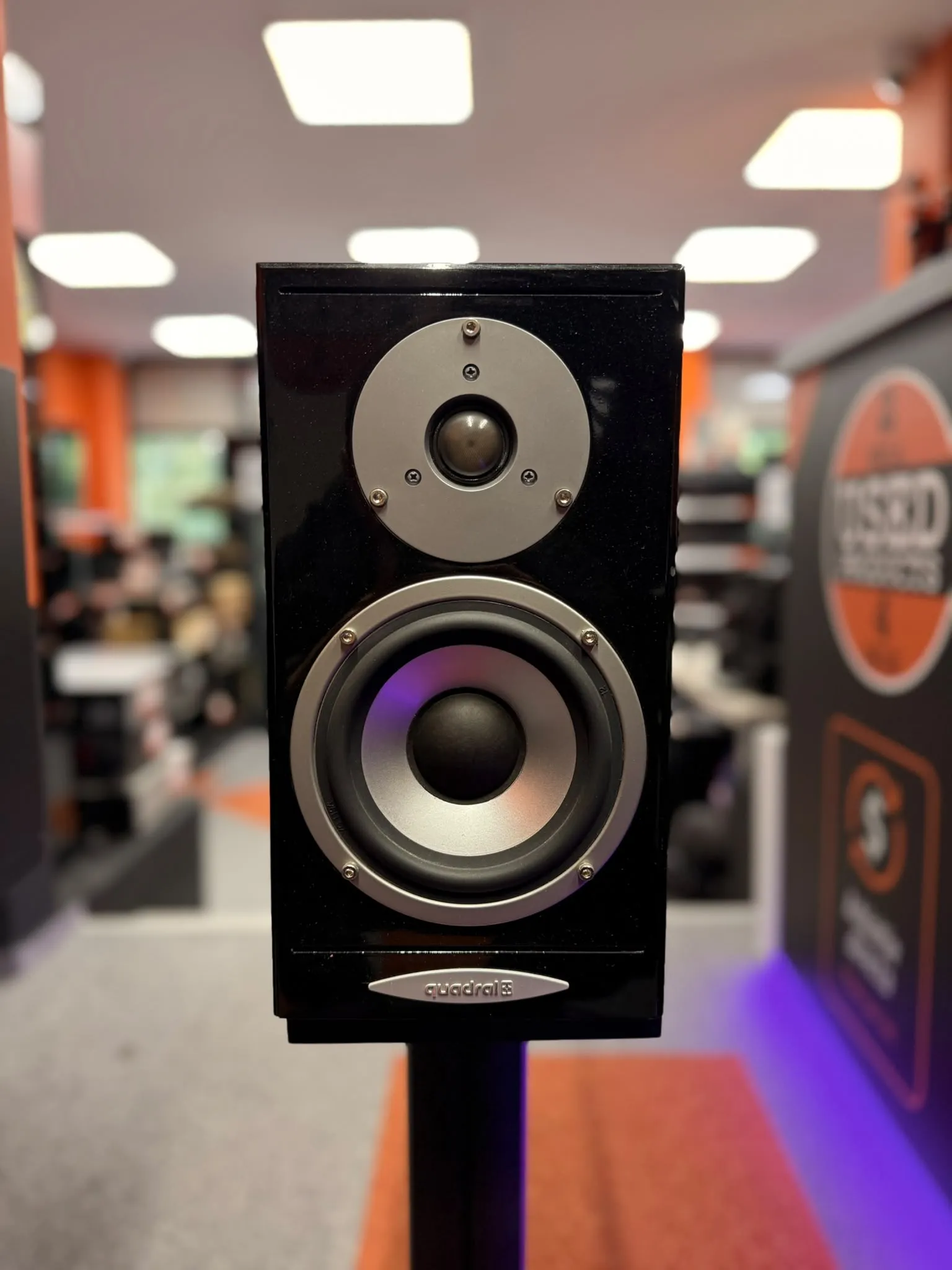 Quadral Argentum 02.1 Boxe Hi-Fi Bookshelf, 2 Cai, Bass Reflex, 60W RMS / 90W, 4-8 Ohm, cu Standuri - imagine 4