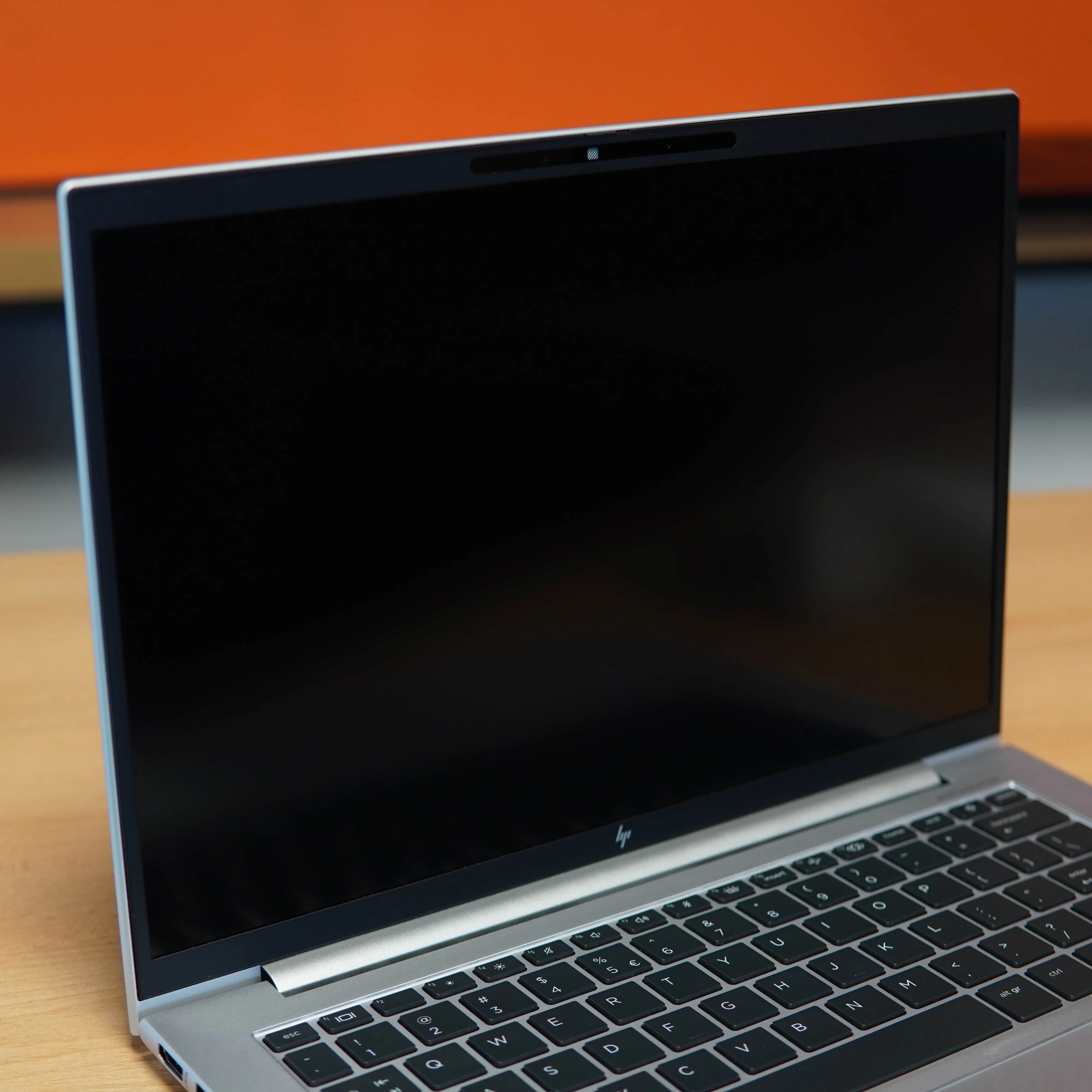 Laptop HP Elitebook 840 G9, i5-1245u, 16 GB DDR4, 256 GB SSD, USB, HDMI, JACK 3.5MM, TYPE-C, Gri - imagine 6