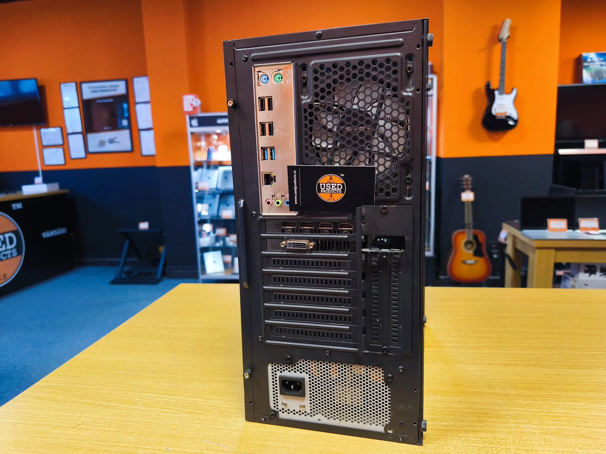 Unitate PC Gaming , Intel Xeon CPU E5-2680 v3 2,50 GHz, 16 Gb RAM DDR4, 512 Gb HDD, 256 GB SSD, Nvidia GeForce 1070 Ti - imagine 3