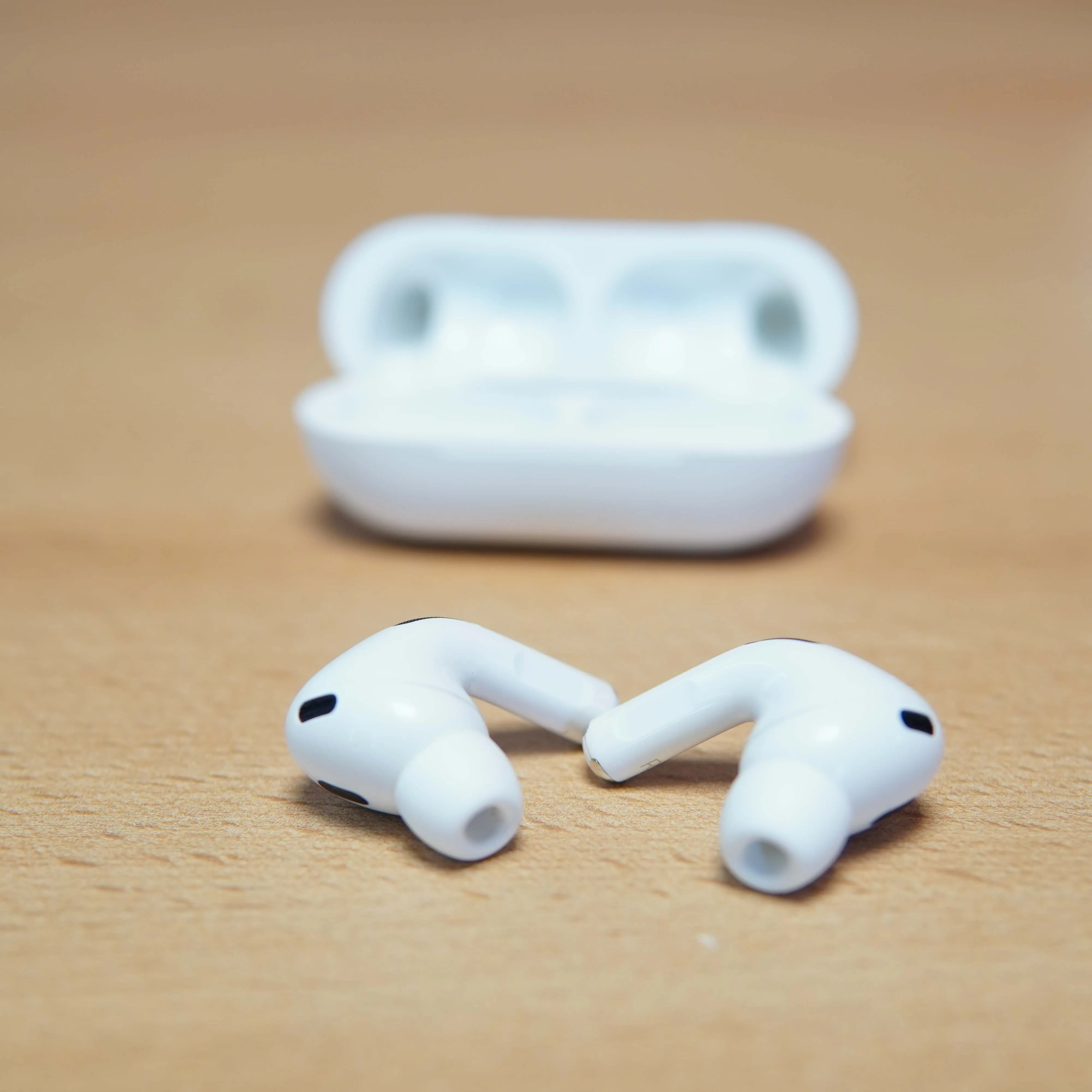 Apple AirPods PRO 2 (2023), USB-C, MagSafe charging Case, A3047, A3048, A2968 - imagine 8