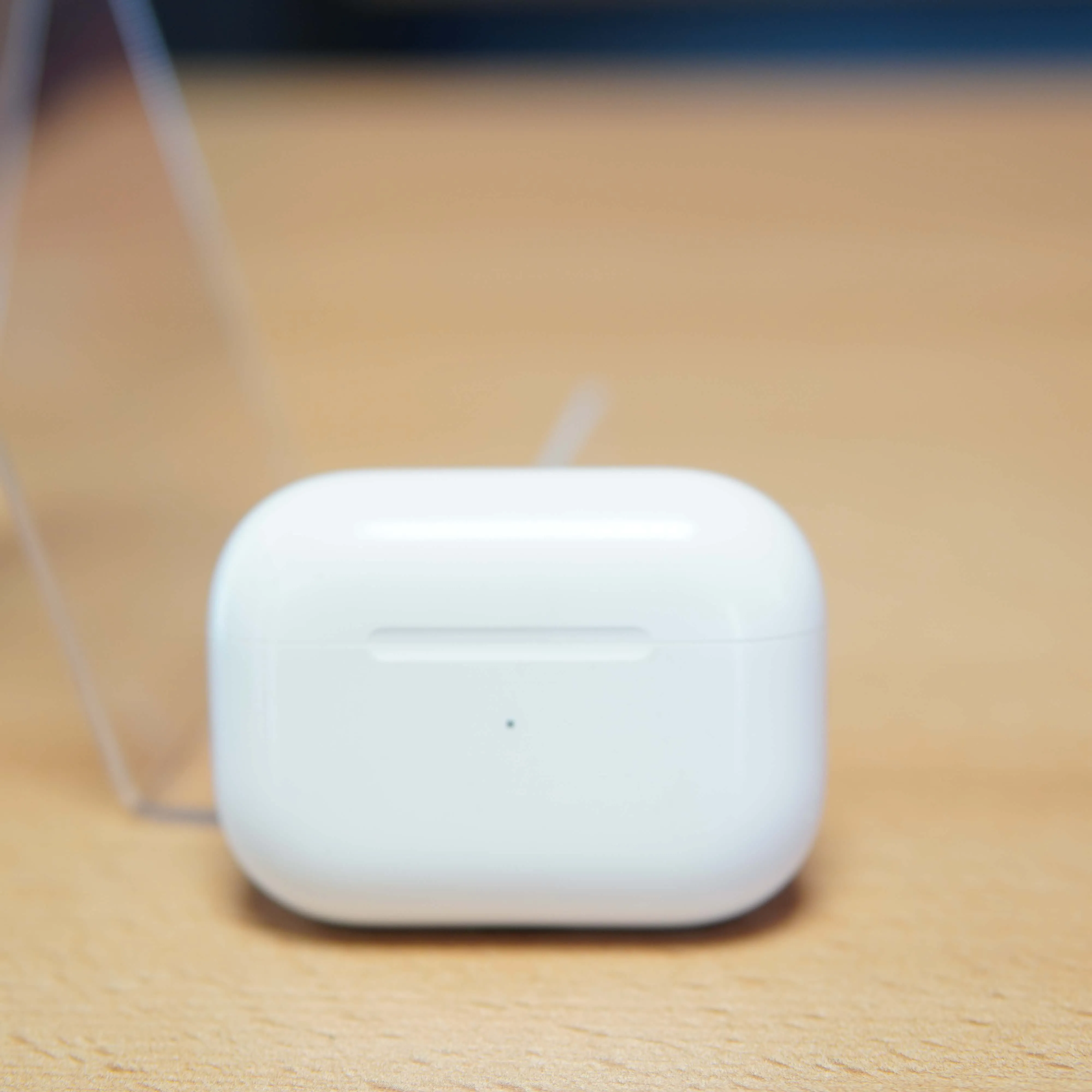 Apple AirPods PRO 2 (2023), USB-C, MagSafe charging Case, A3047, A3048, A2968 - imagine 2
