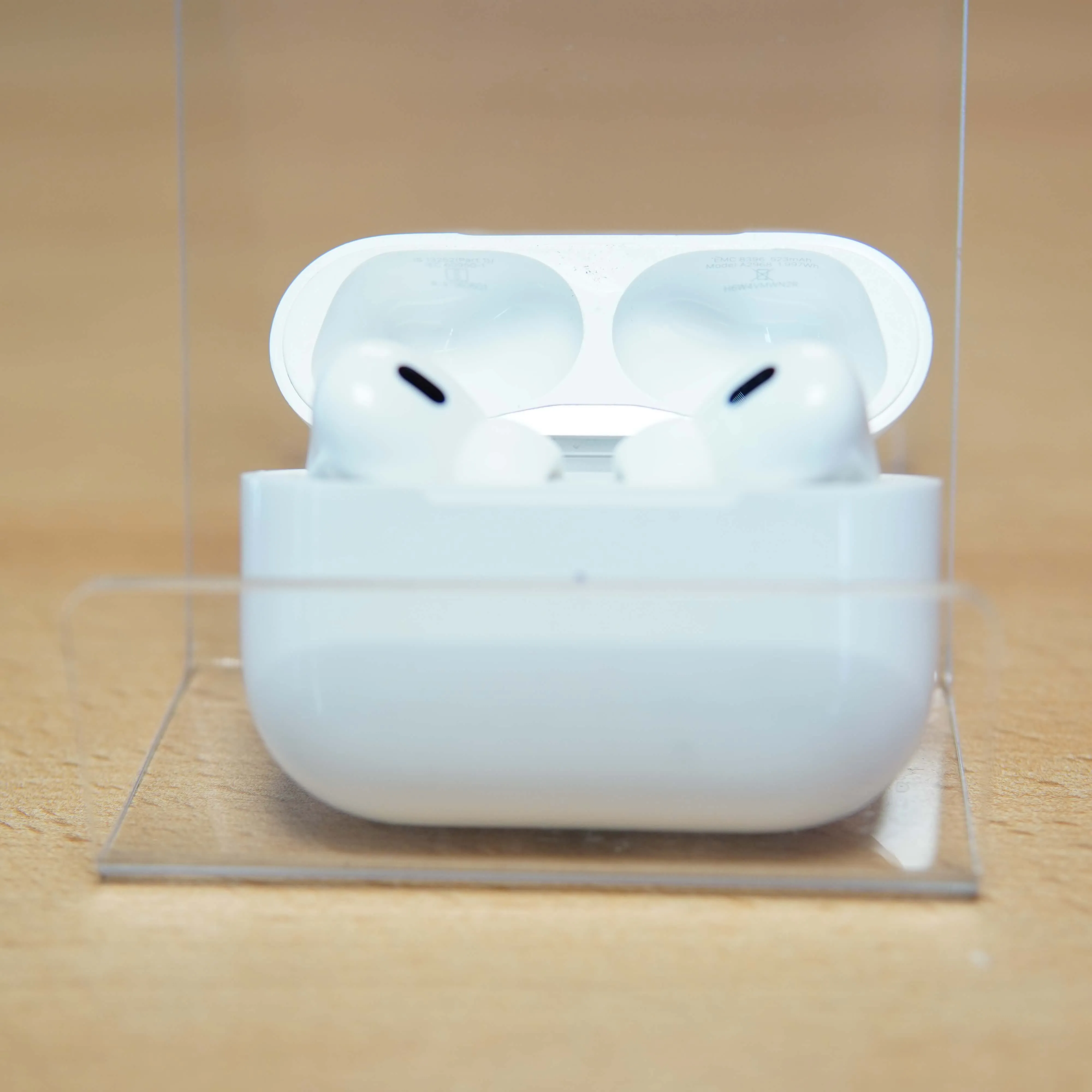 Apple AirPods PRO 2 (2023), USB-C, MagSafe charging Case, A3047, A3048, A2968 - imagine 5