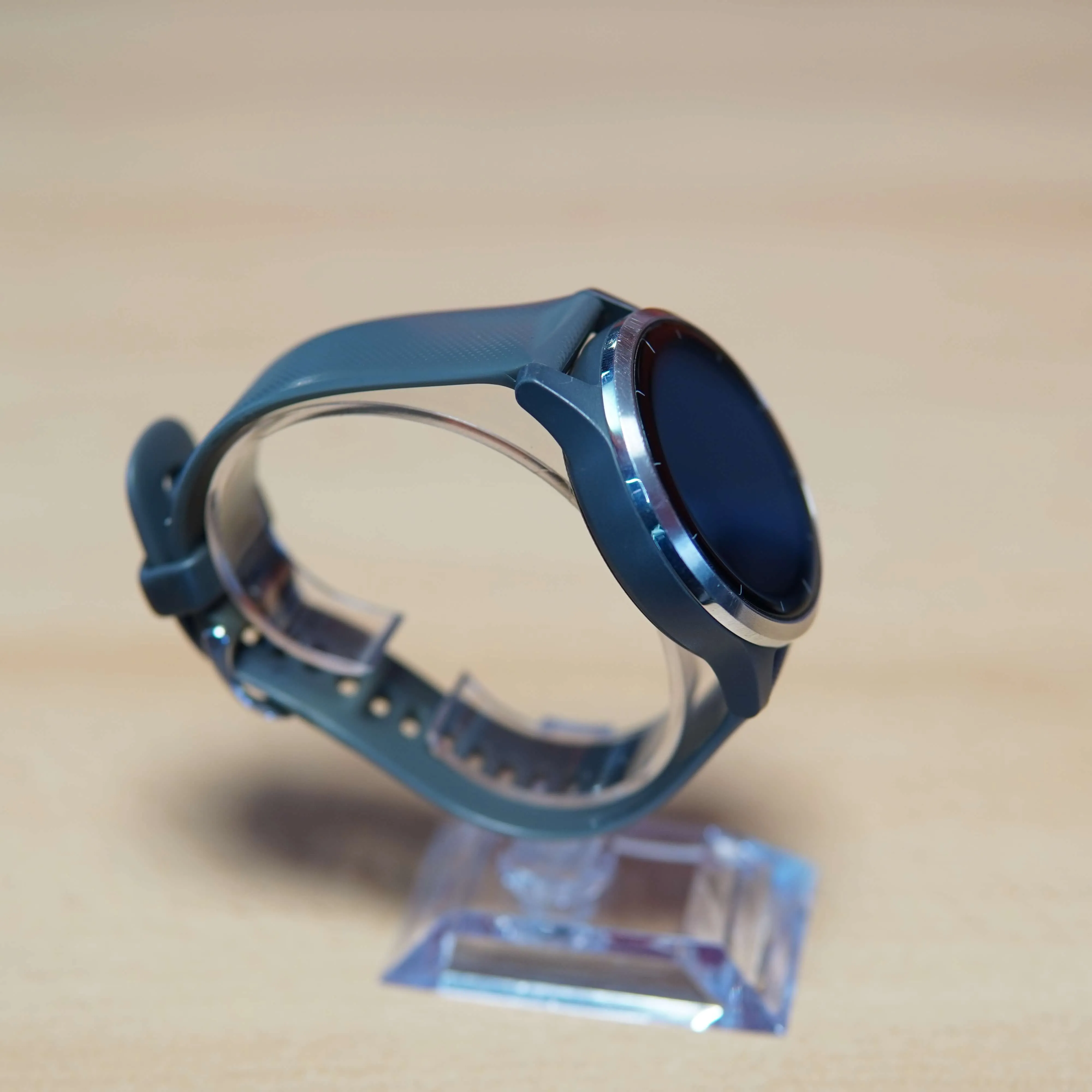 Smartwatch Garmin Vivoactive 4 45mm, GPS, WiFi, Sport, Gri - imagine 4