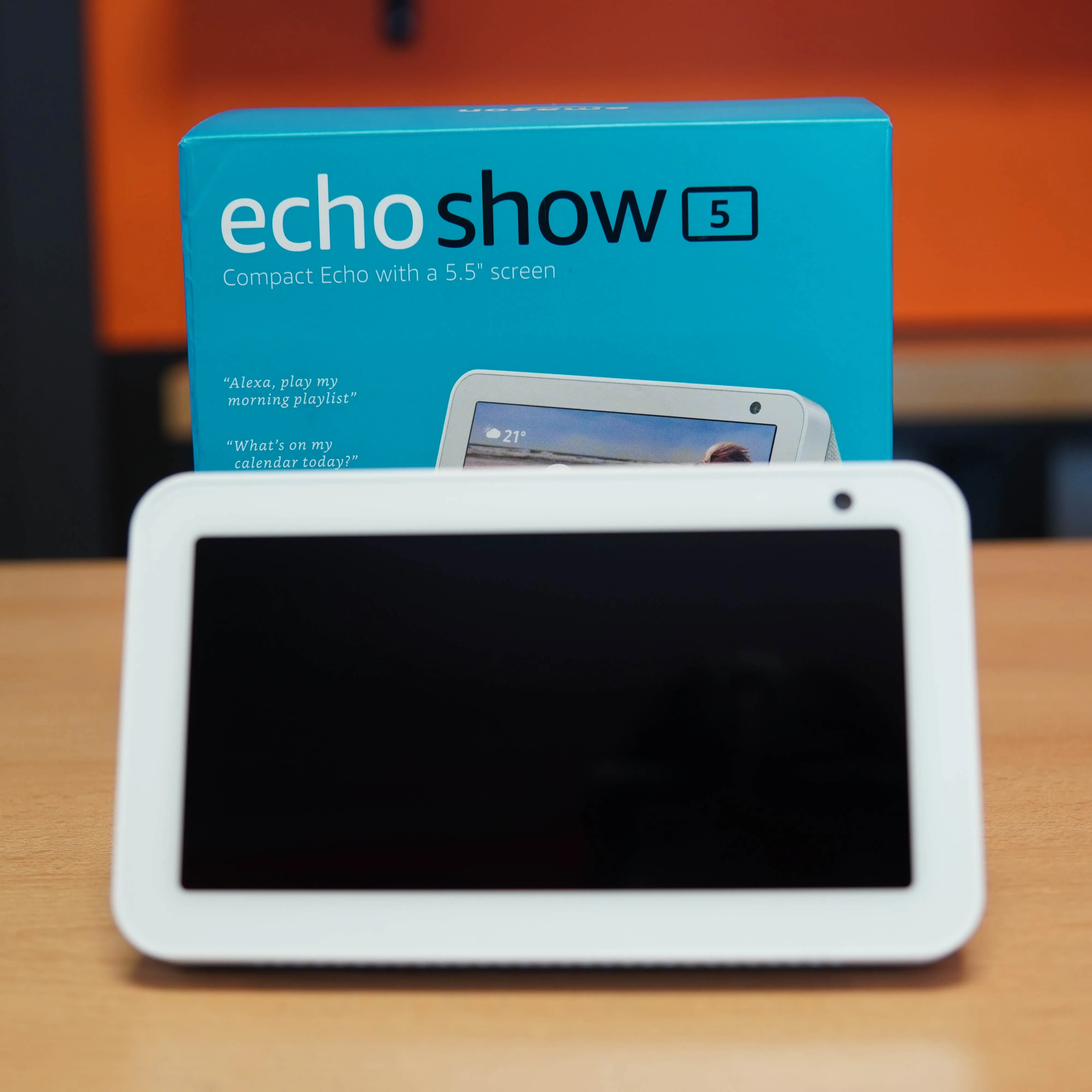 Boxa Amazon Echoshow 5, Display 5.5'', Camera 2 MP, Wi-Fi, Bluetooth, Gri - imagine 2