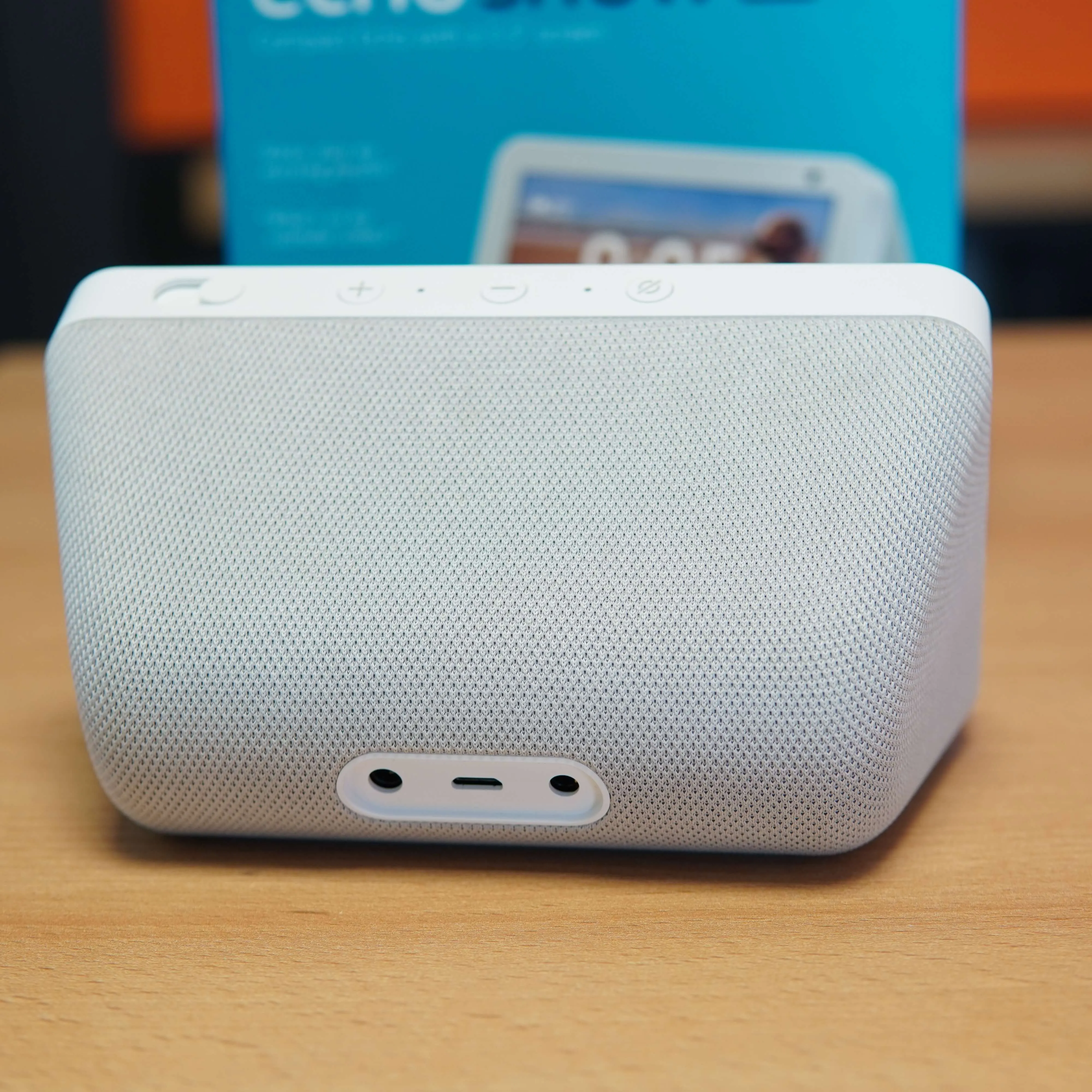 Boxa Amazon Echoshow 5, Display 5.5'', Camera 2 MP, Wi-Fi, Bluetooth, Gri - imagine 5