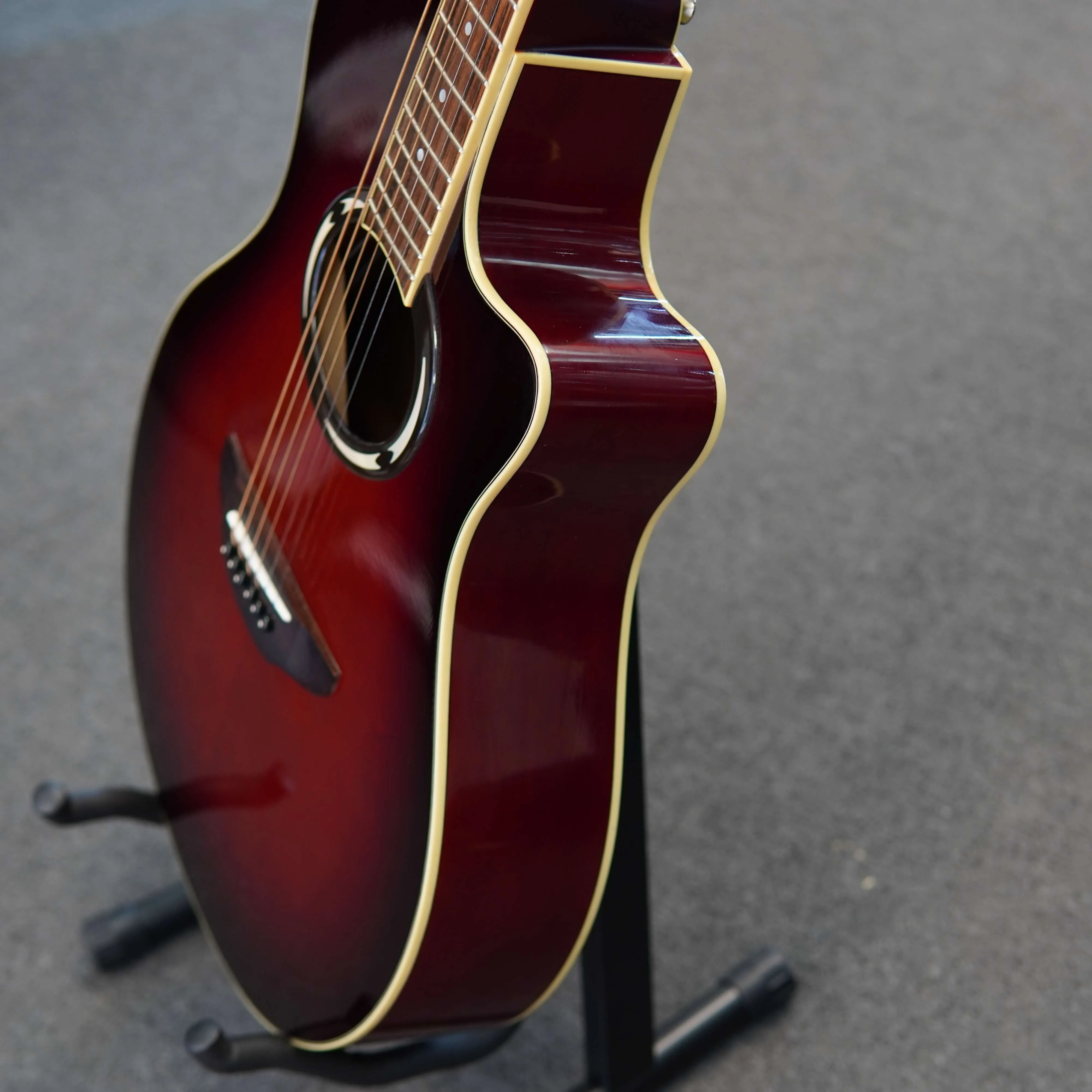 Chitara Electro Acustica Yamaha APX500 II - imagine 11
