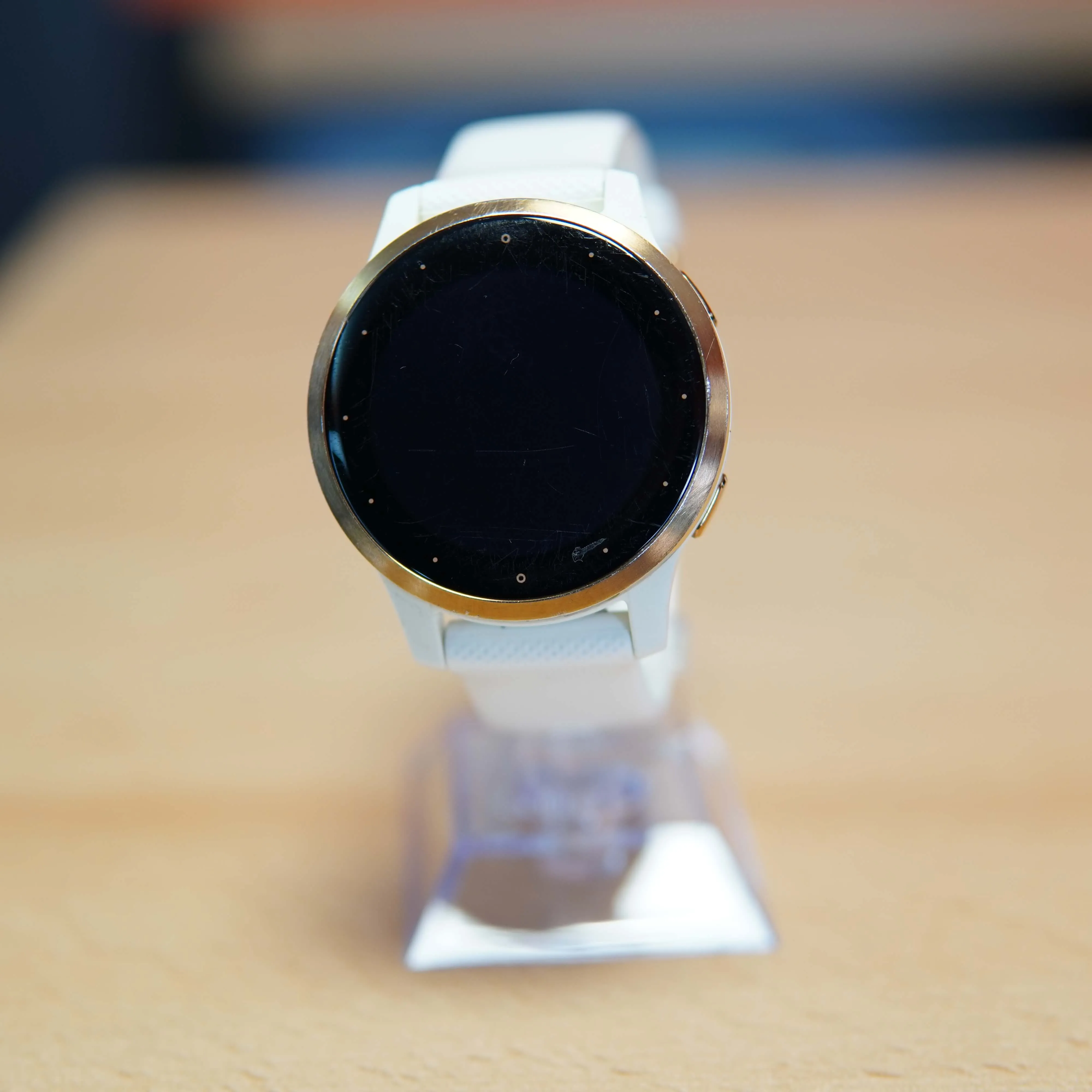 Smartwatch Garmin Vivoactive 4s 40mm, GPS, WiFi, Sport, Bej - imagine 2