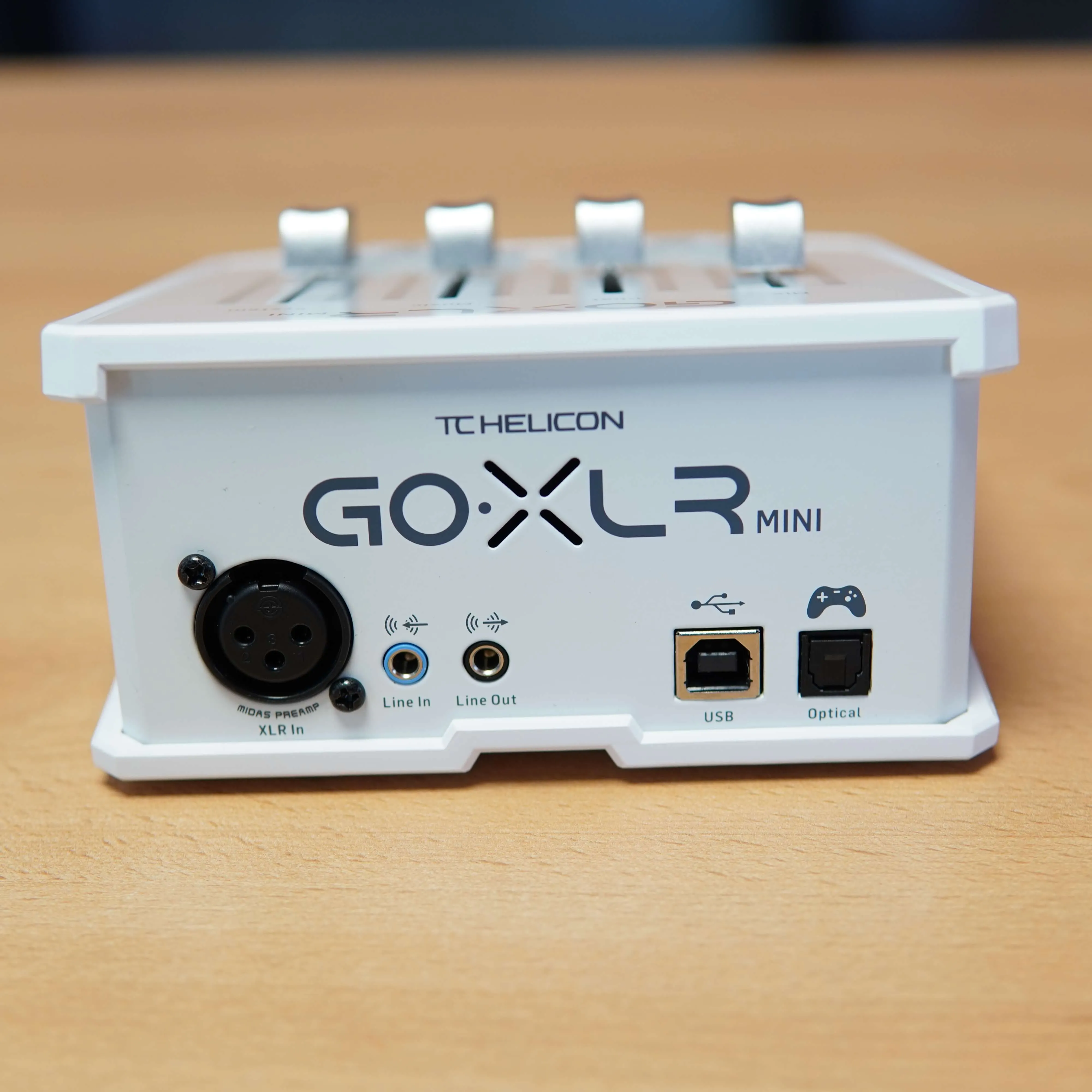 Mixer Audio  TC Helicon GoXLR MINI, 2 Canale, USB, Alb - imagine 8