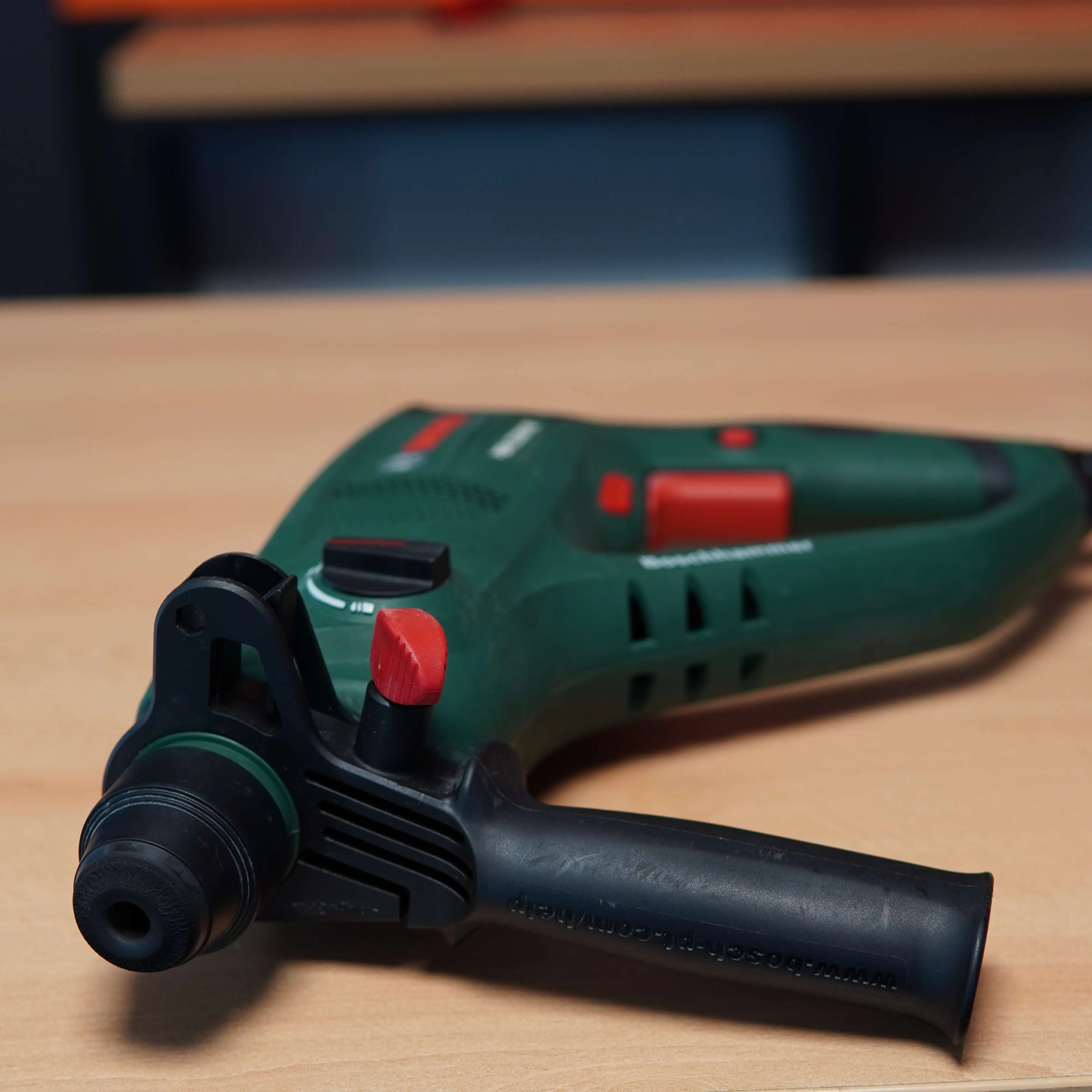 Ciocan Rotopercutor Bosch PBH 2100 RE Compact, 550 W, 2300 RPM, 1.7 J, SDS Plus - imagine 5