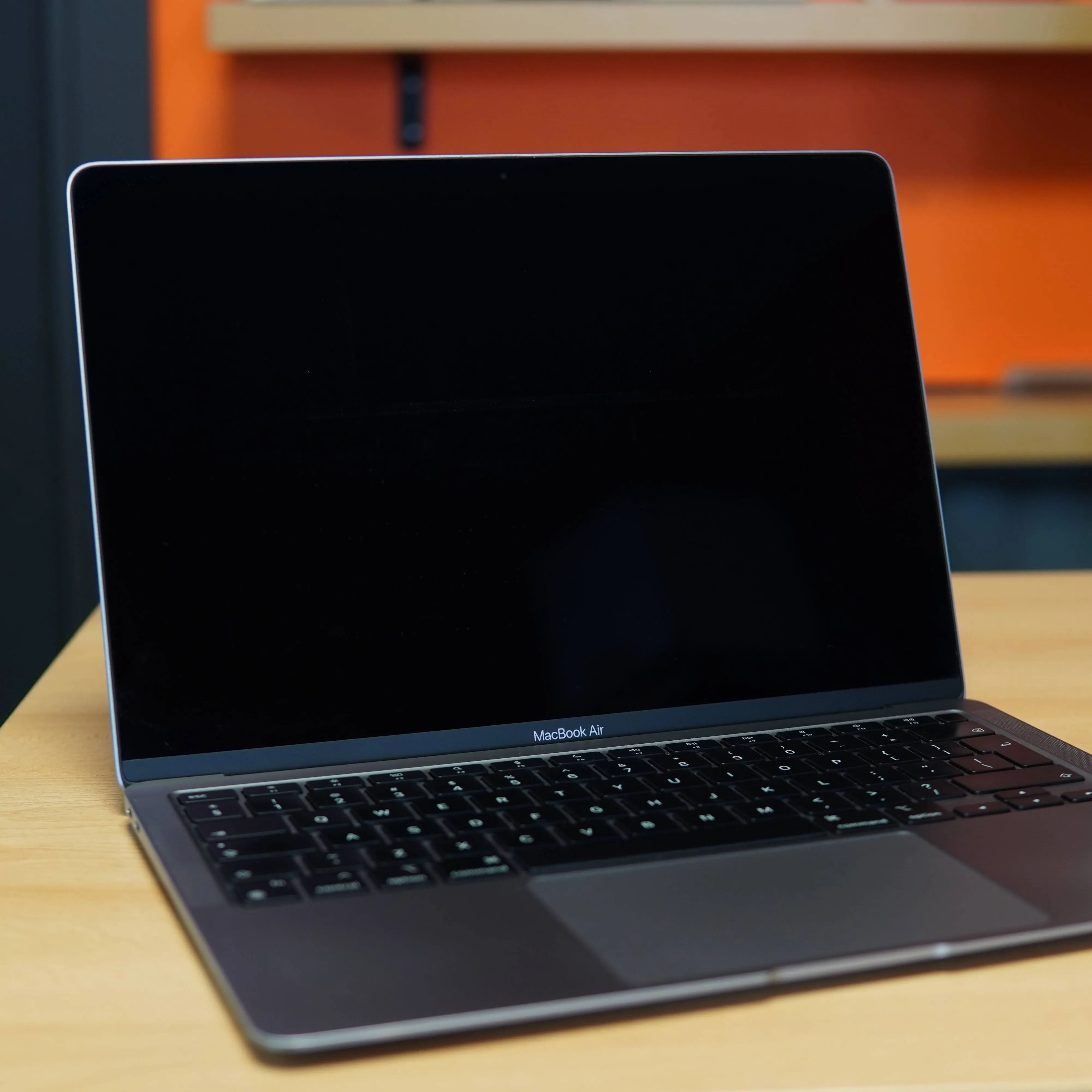 Apple Macbook Air 2020 13'' M1, 8 GB, 256 GB SSD, Gri - imagine 6