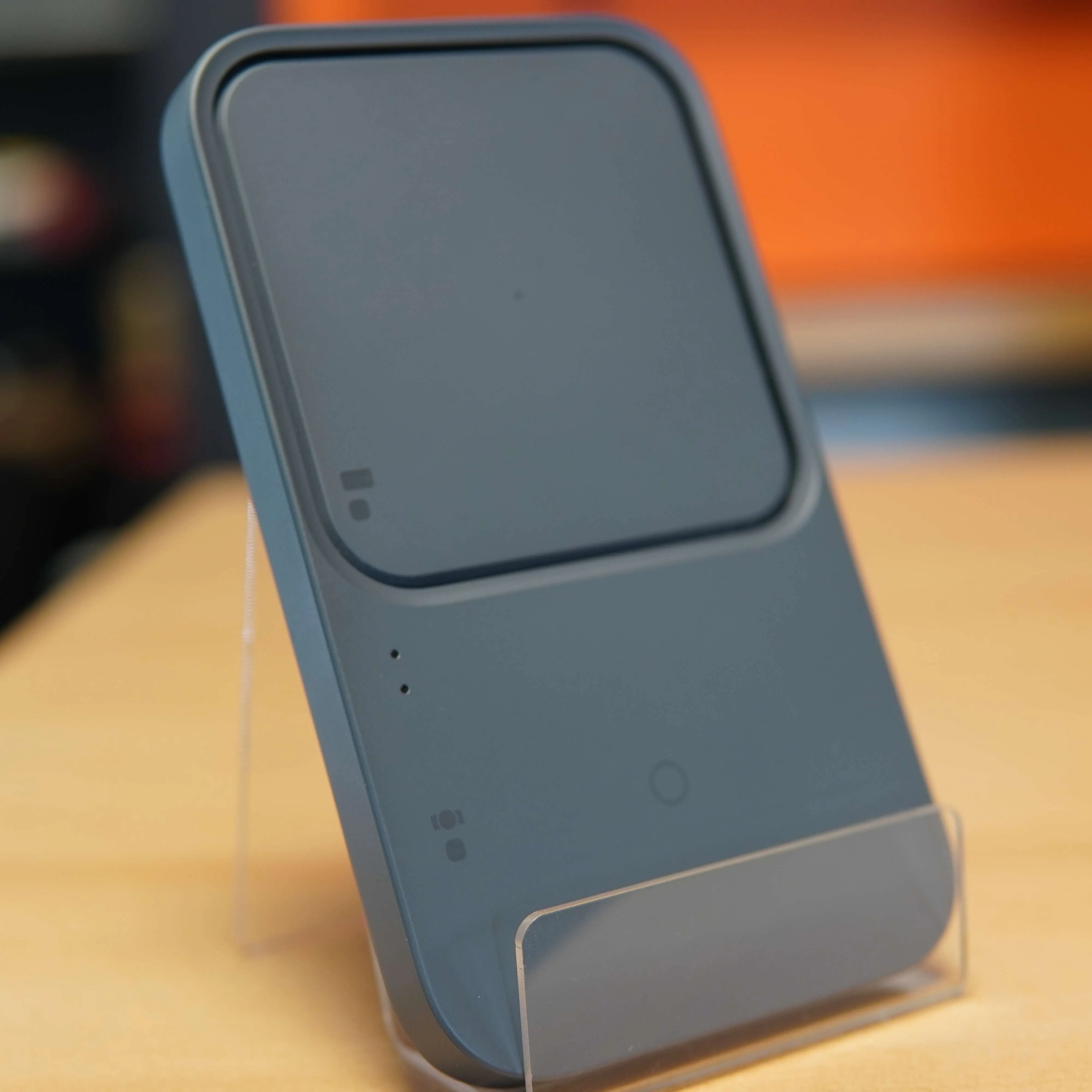 Incarcator Wireless Samsung EP-P5400, Charger Duo, pentru Telefon, Casti, Smartwatch, Incarcare Rapida, Gri - imagine 3