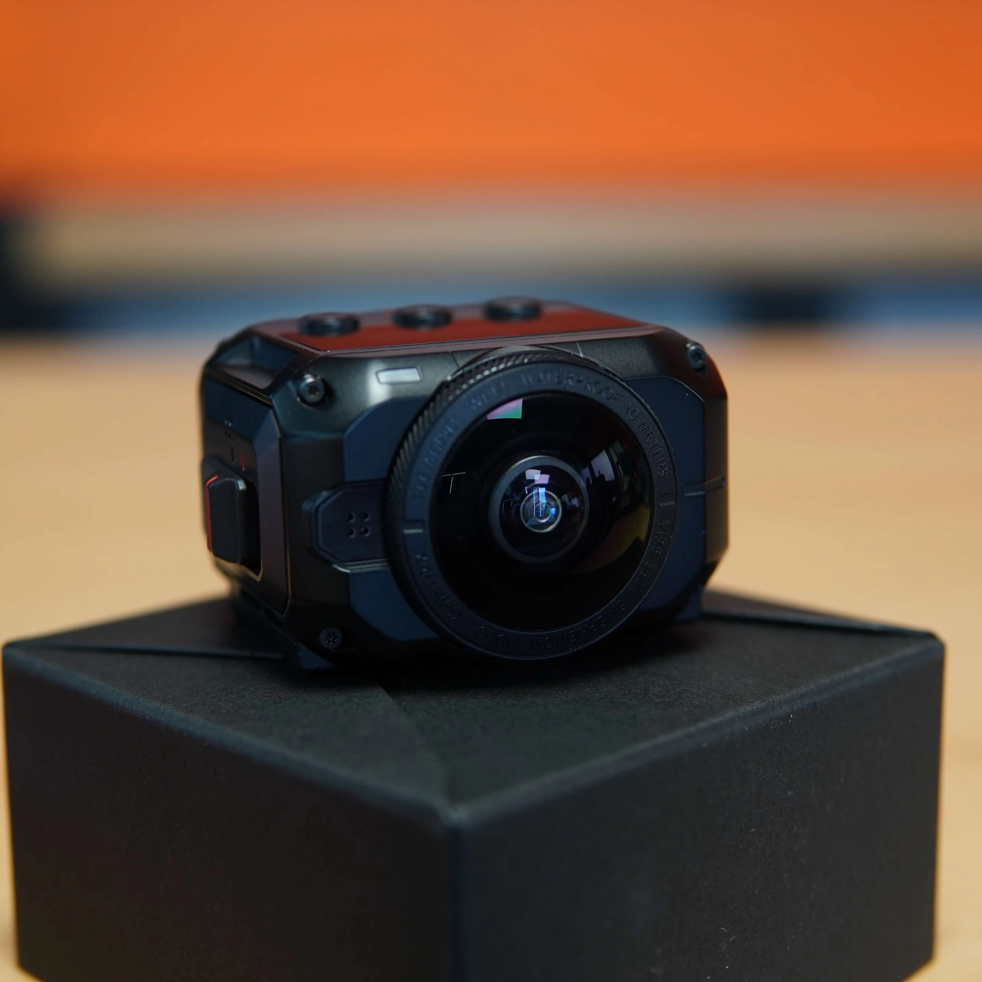 Camera Video Garmin VIRB 360, 5.7k, 10m Waterproof, Voice Control, 4 Batteri, Telescop 5m Carbon, Negru - imagine 6
