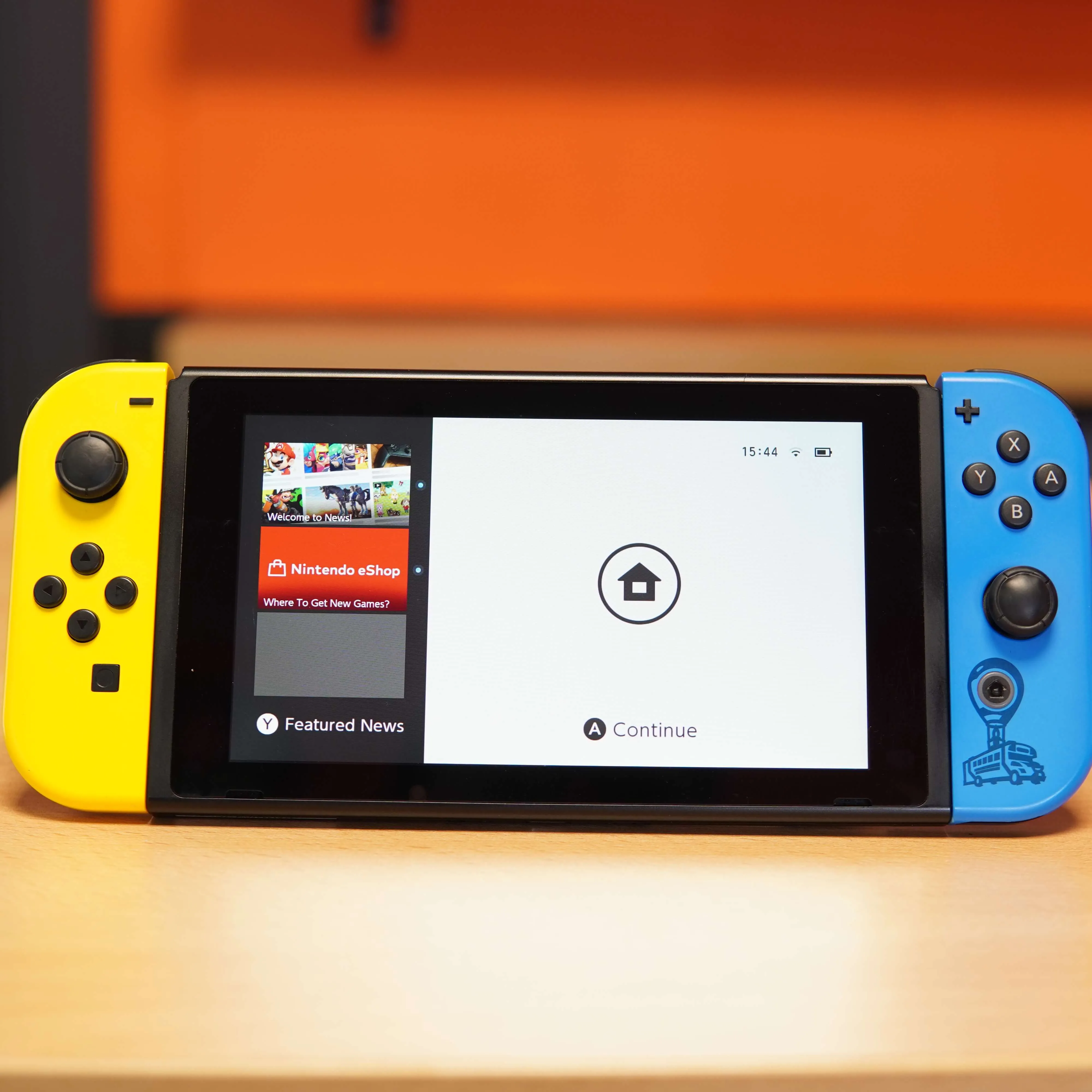 Consola Nintendo Switch Fortnite Wildcat Edition, HAC-001 - imagine 4