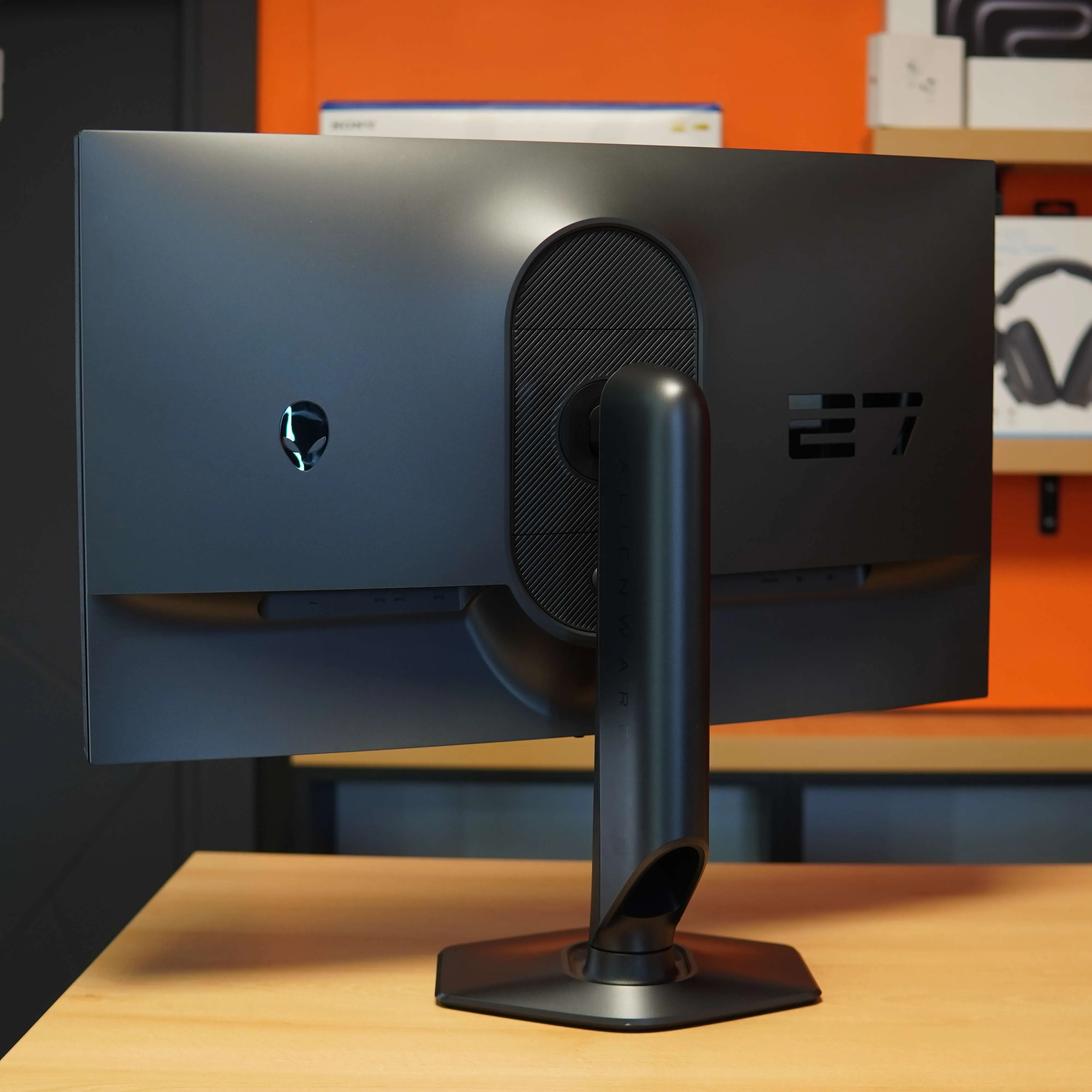 Monitor Gaming IPS LED Dell Alienware 27" AW2724HF, Full HD, HDMI, DisplayPort, Pivot, 360 Hz, 0.5 ms (Negru) - imagine 5