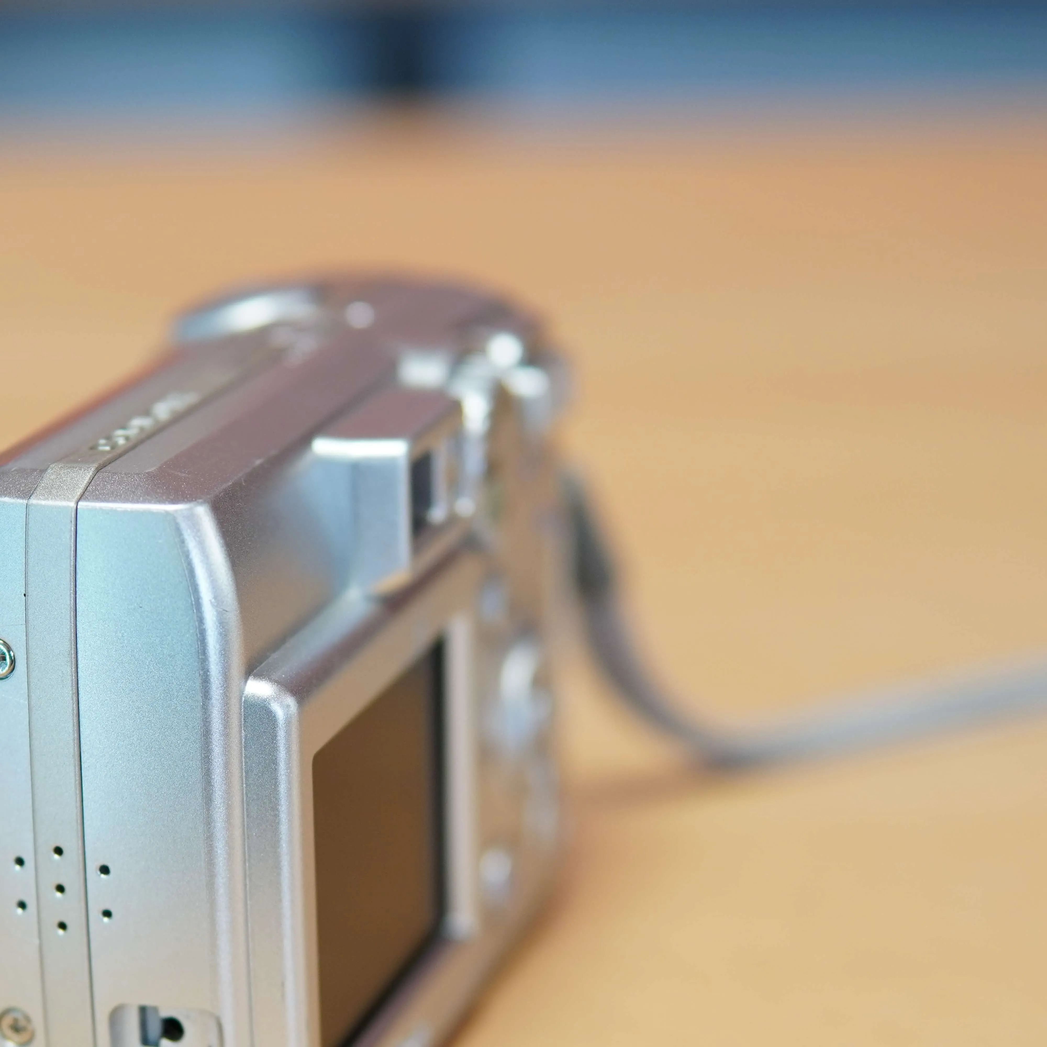 Camera Foto Vintage Nikon E4600, 4.0 MP, 3x Zoom, Baterii AA, Gri - imagine 4