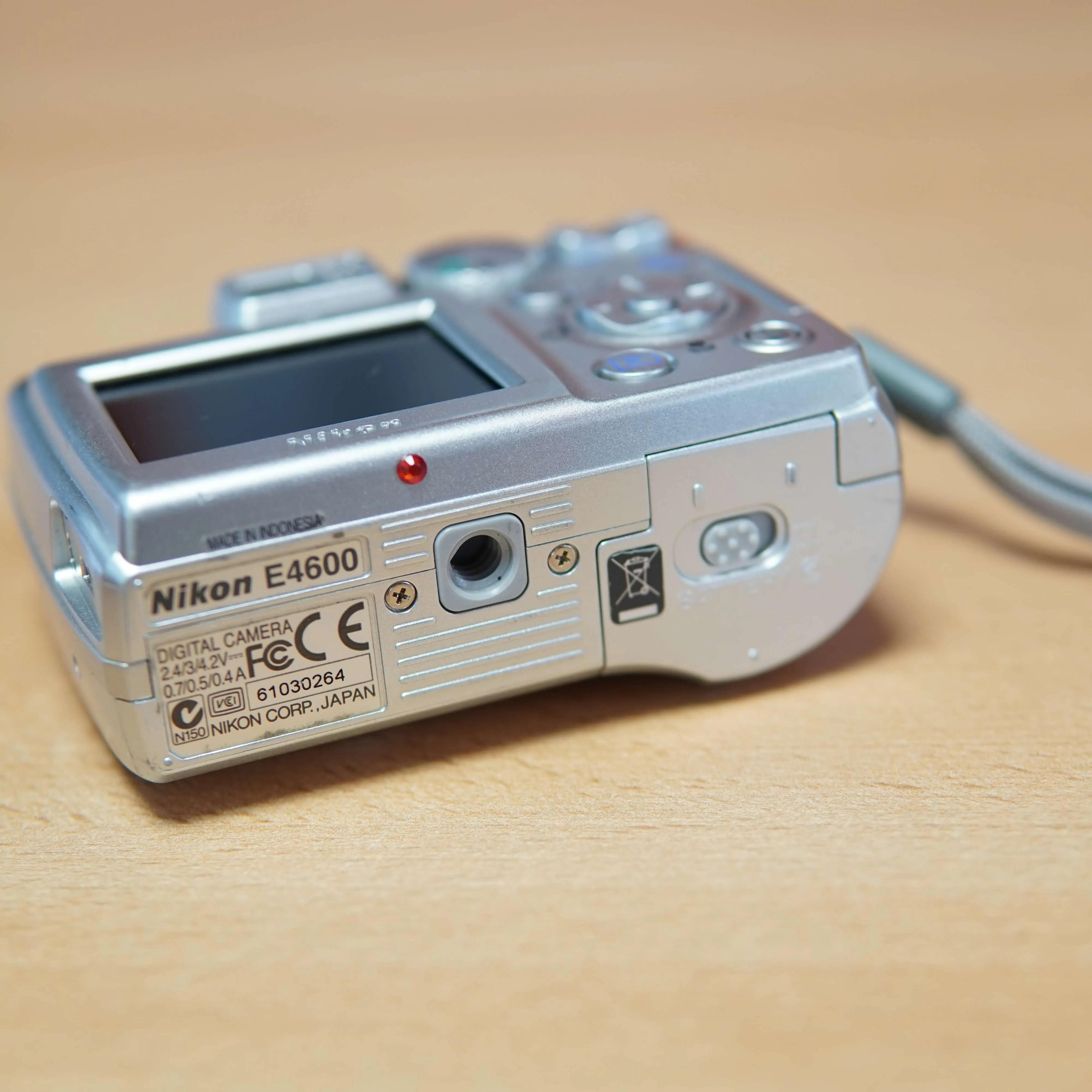 Camera Foto Vintage Nikon E4600, 4.0 MP, 3x Zoom, Baterii AA, Gri - imagine 10