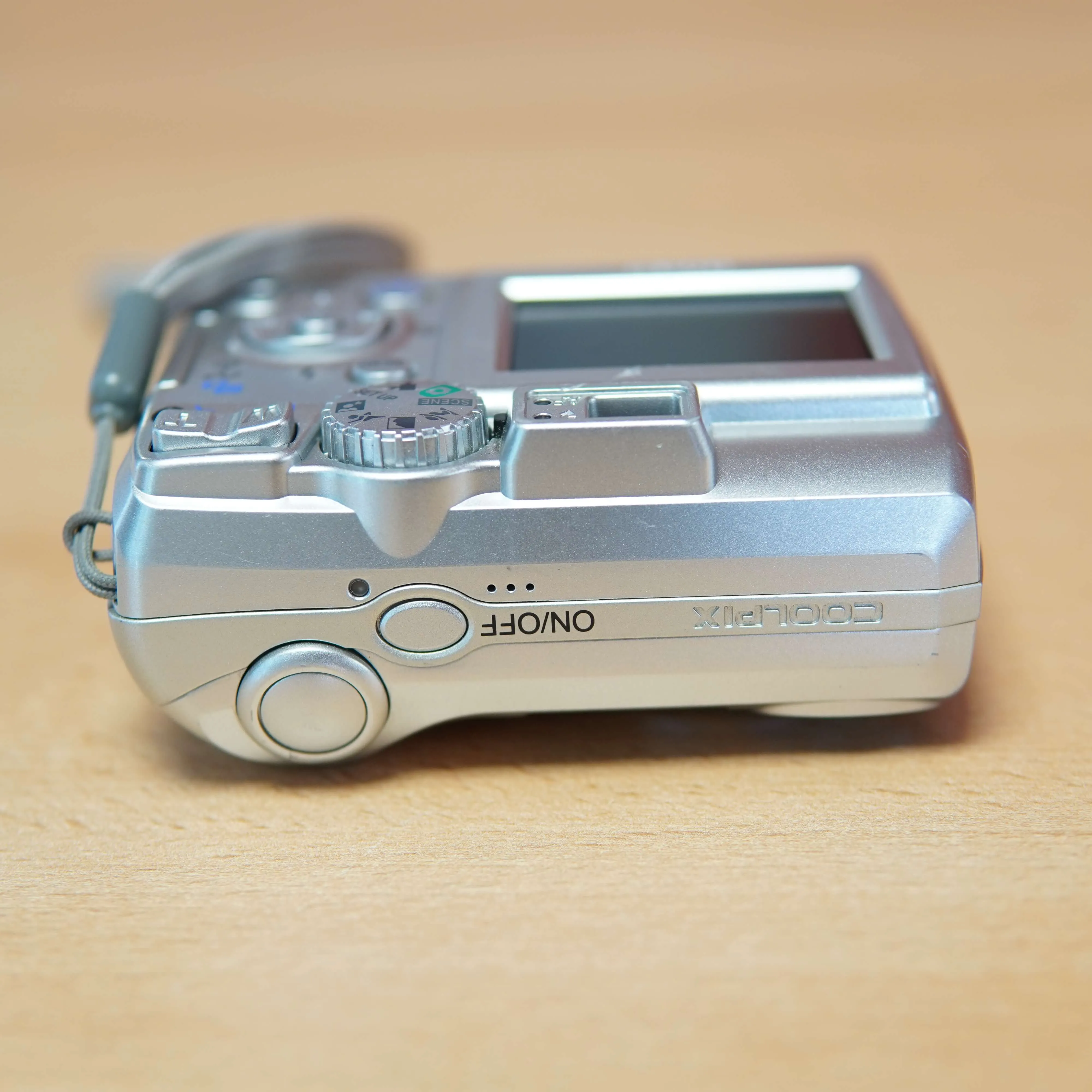 Camera Foto Vintage Nikon E4600, 4.0 MP, 3x Zoom, Baterii AA, Gri - imagine 9