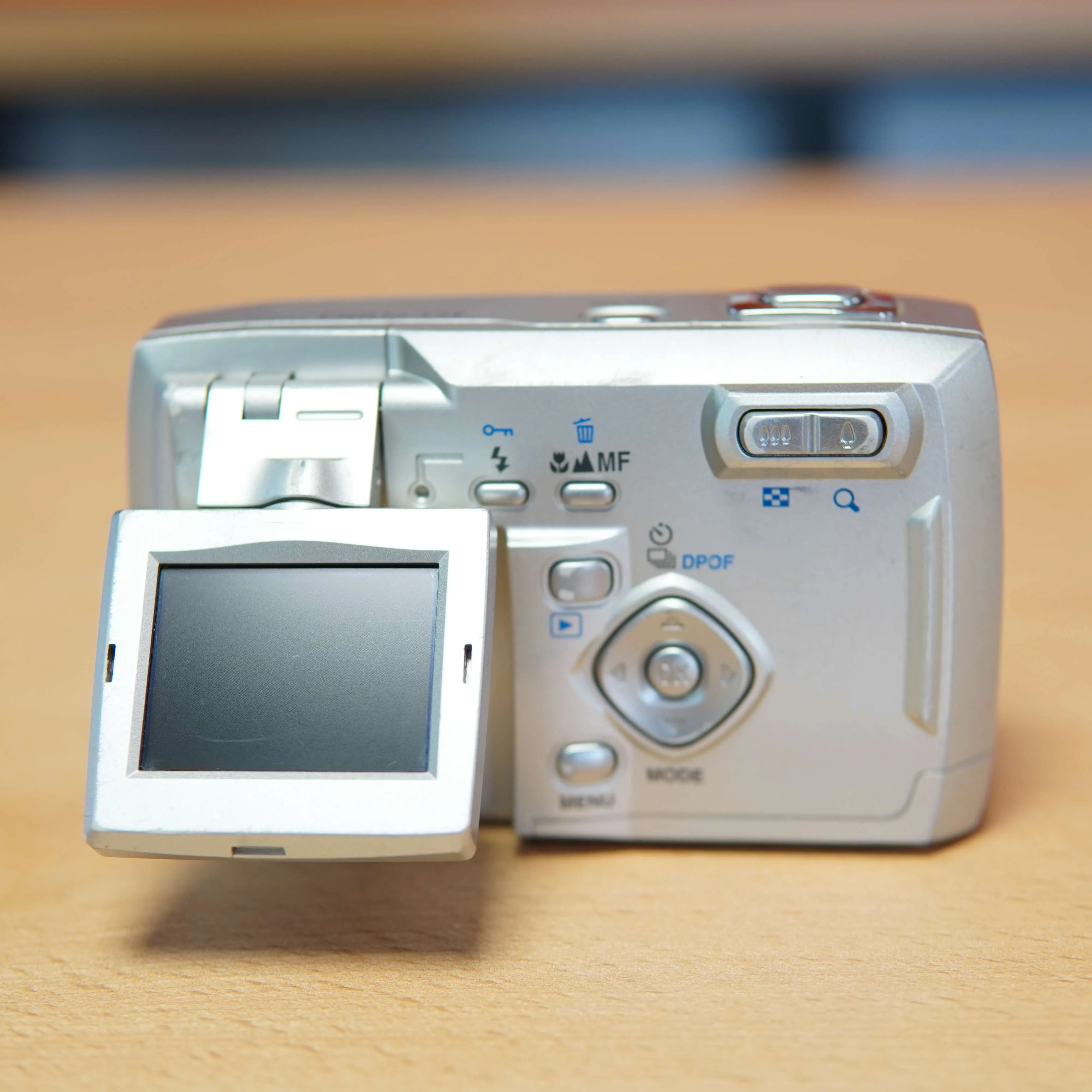 Camera Foto Vintage Pentax Optio 33L, 3.2 MP, 3x Zoom, Gri - imagine 2