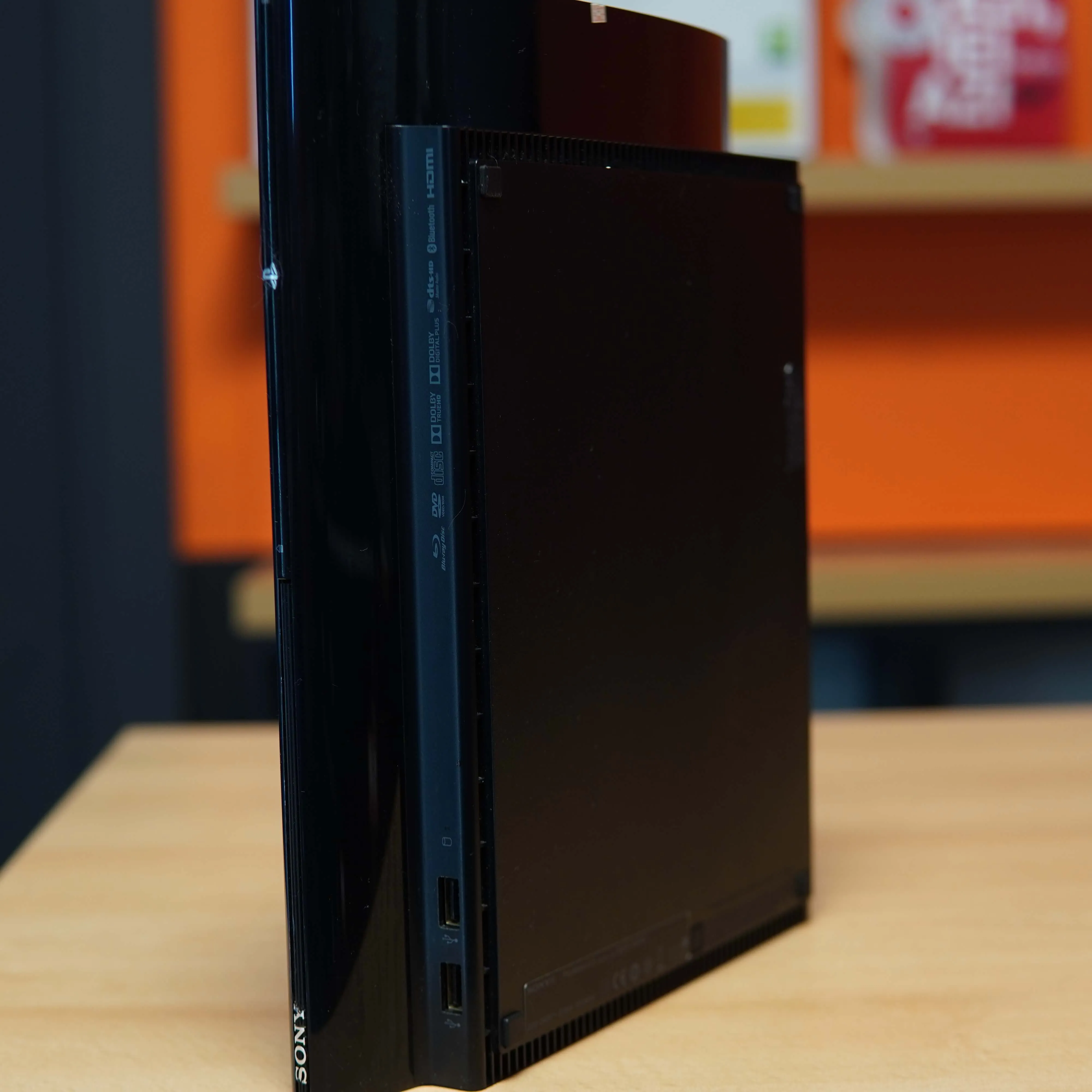 Consola Sony Playstation 3 Super Slim 500 GB + 2 Controller (aftermarket) - imagine 7