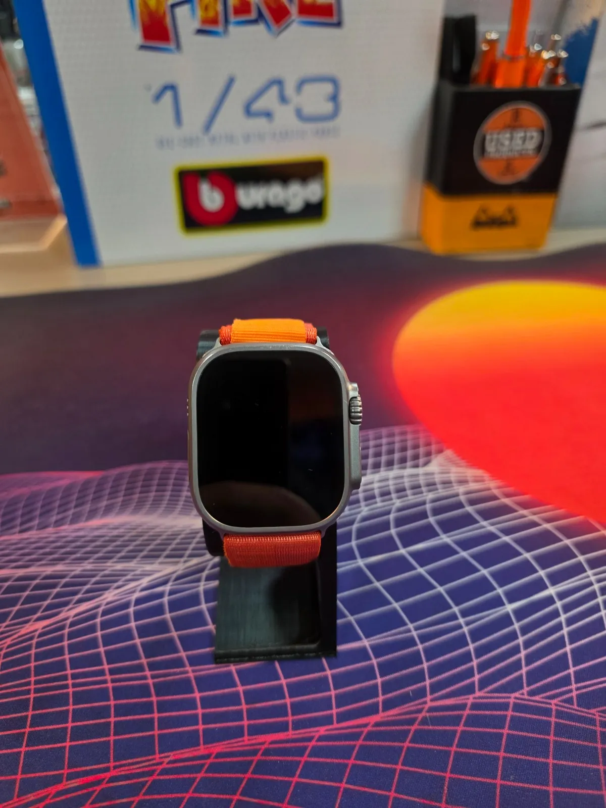 Apple Watch Ultra 2, 49mm, Titanium Case, Bratara compatibila, Cellular, A2986