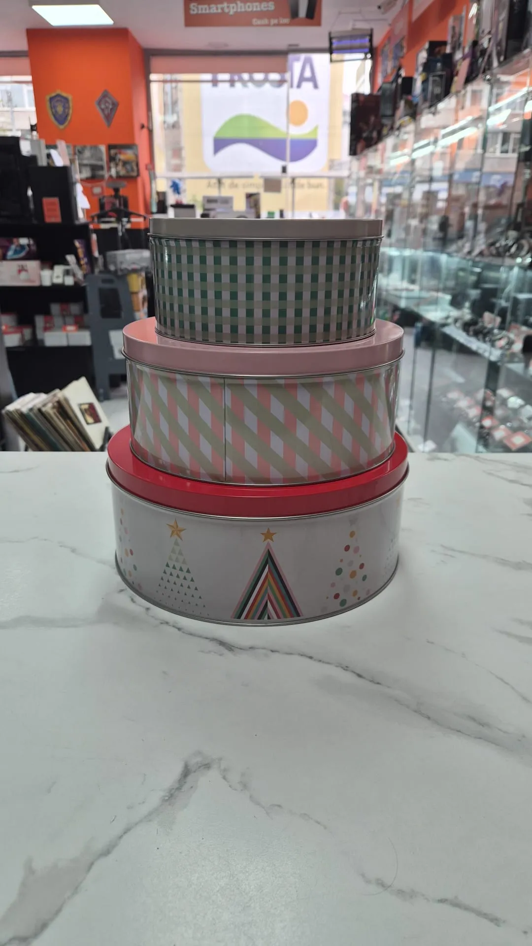 Set 3 cutii de depozitare rotunde, Model fursecuri, Metal, Multicolor Craciun - imagine 2