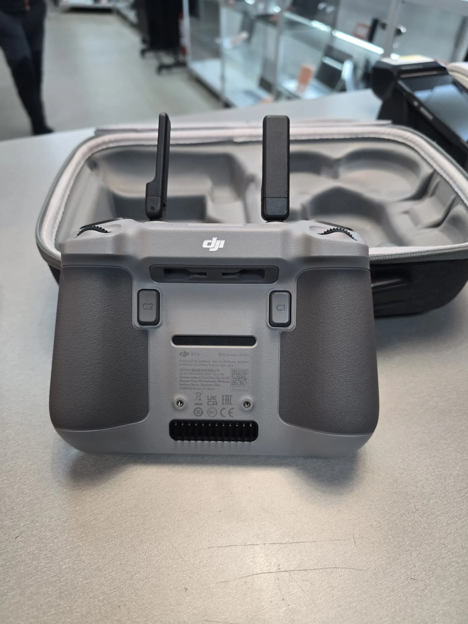 Drona DJI Neo Motion, Distanta max. 7 Km, Autonomie max. 18 minute, Altitudine 2 Km, Senzor CMOS 12 Mp HDR, 4K 30fps, HyperLapse, iOS, Android, Telecomanda DJI RC 2 FHD, 5,5 inchi 1920 x 1080, 700 niti, Gri - imagine 5