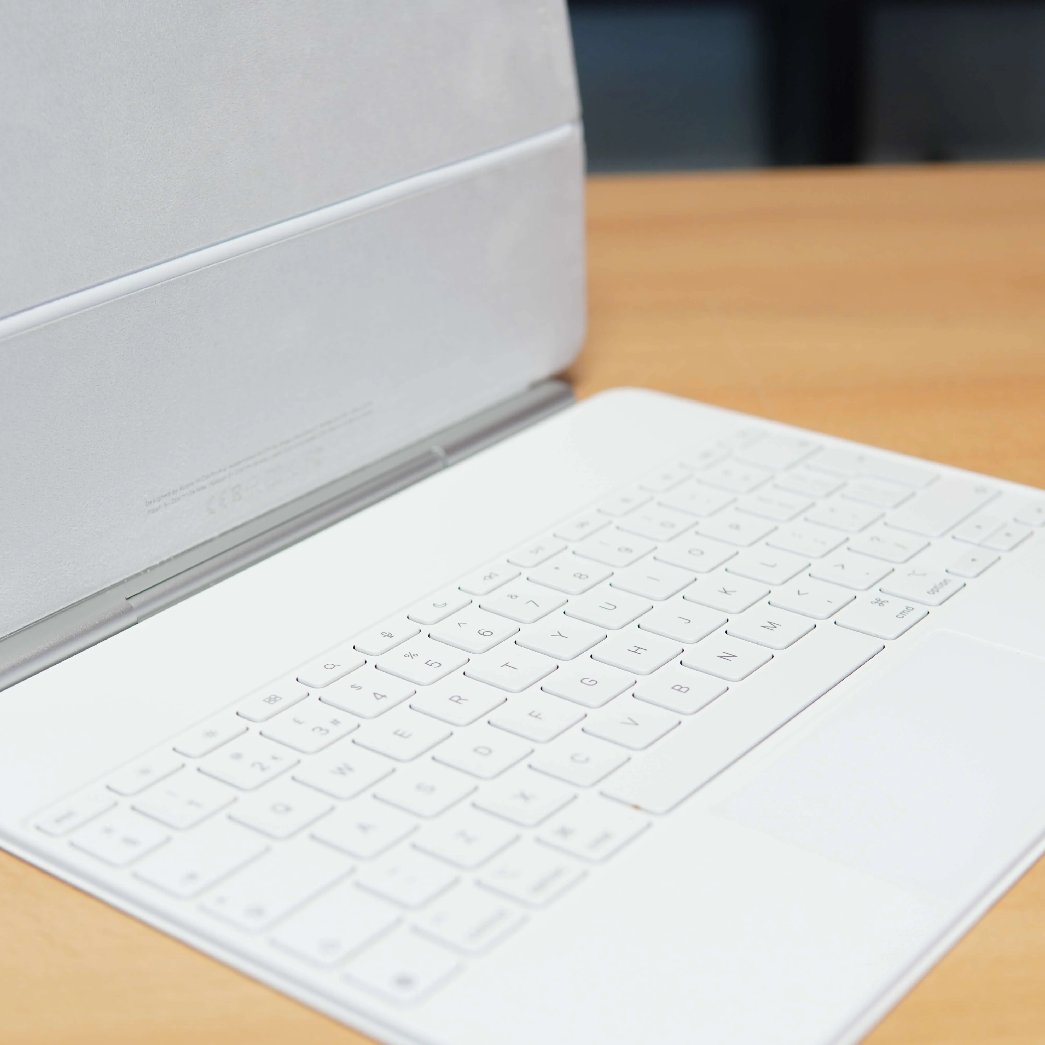 Tastatura Apple Magic Keyboard pentru iPad Air 13" (M4, M3, M2), Layout INT EN, A3340, Alb - imagine 6