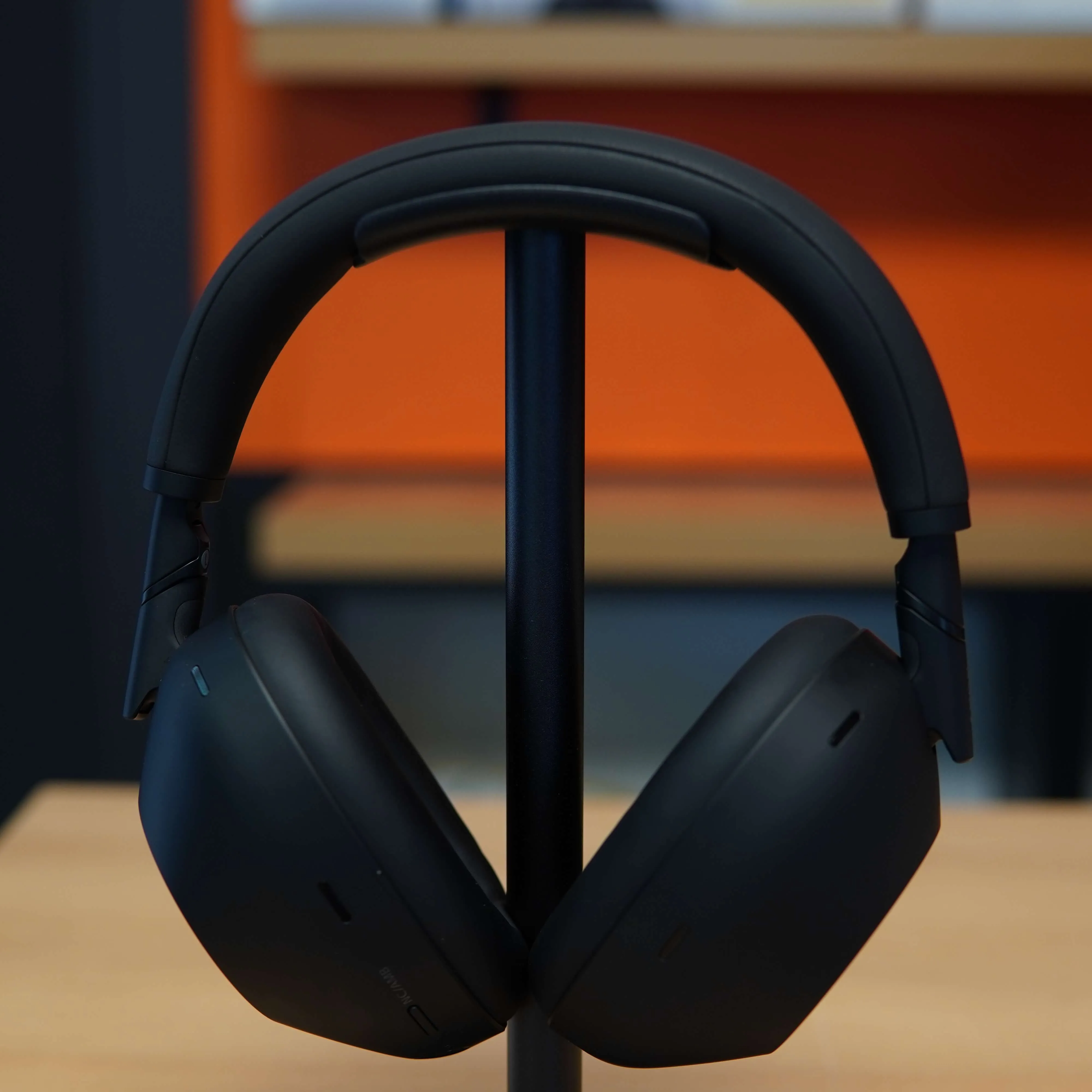 Casti Over-Ear SONY WH-1000XM6, Bluetooth, Over-Ear, Microfon, Noise Cancelling, Negru - imagine 4