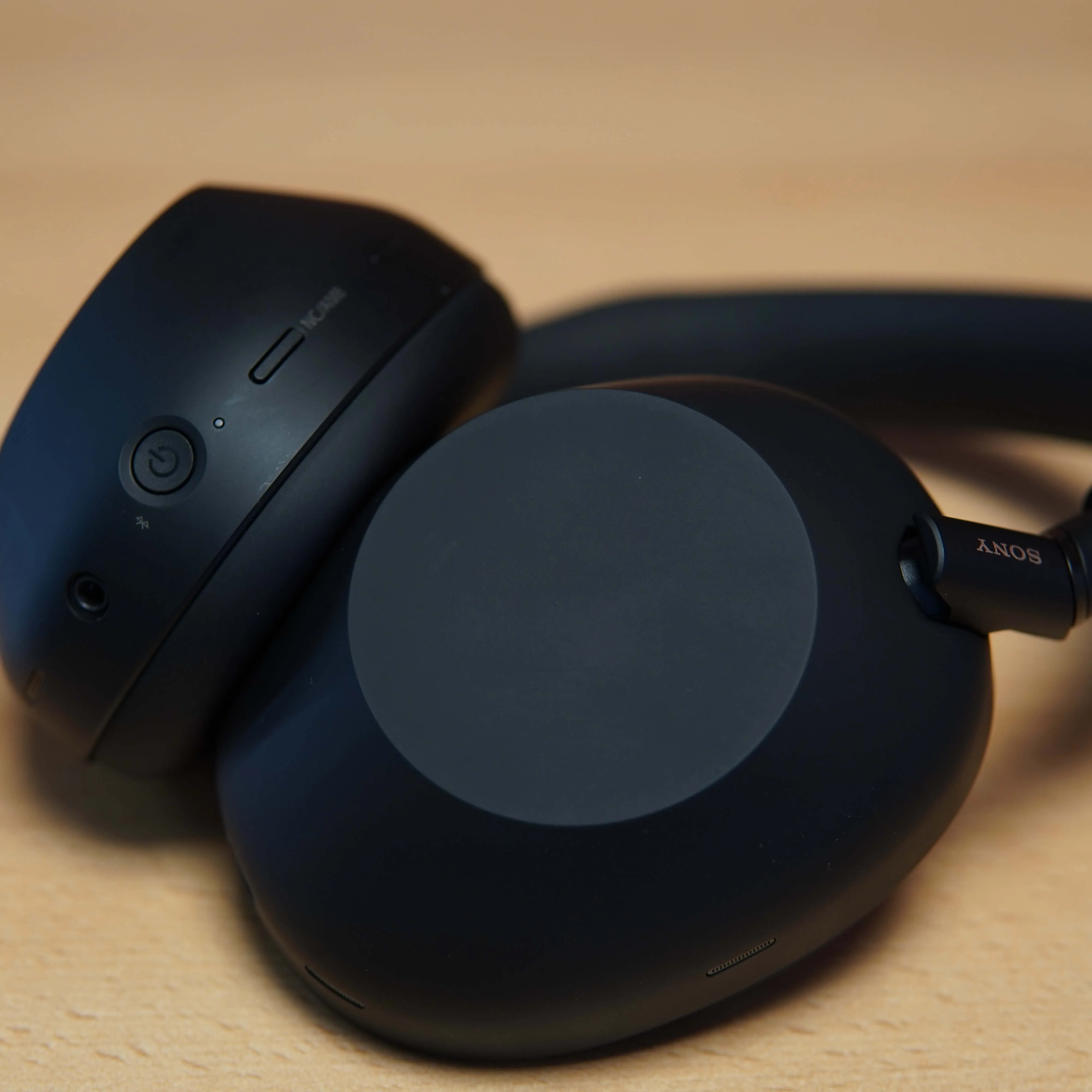 Casti Over-Ear SONY WH-1000XM6, Bluetooth, Over-Ear, Microfon, Noise Cancelling, Negru - imagine 9