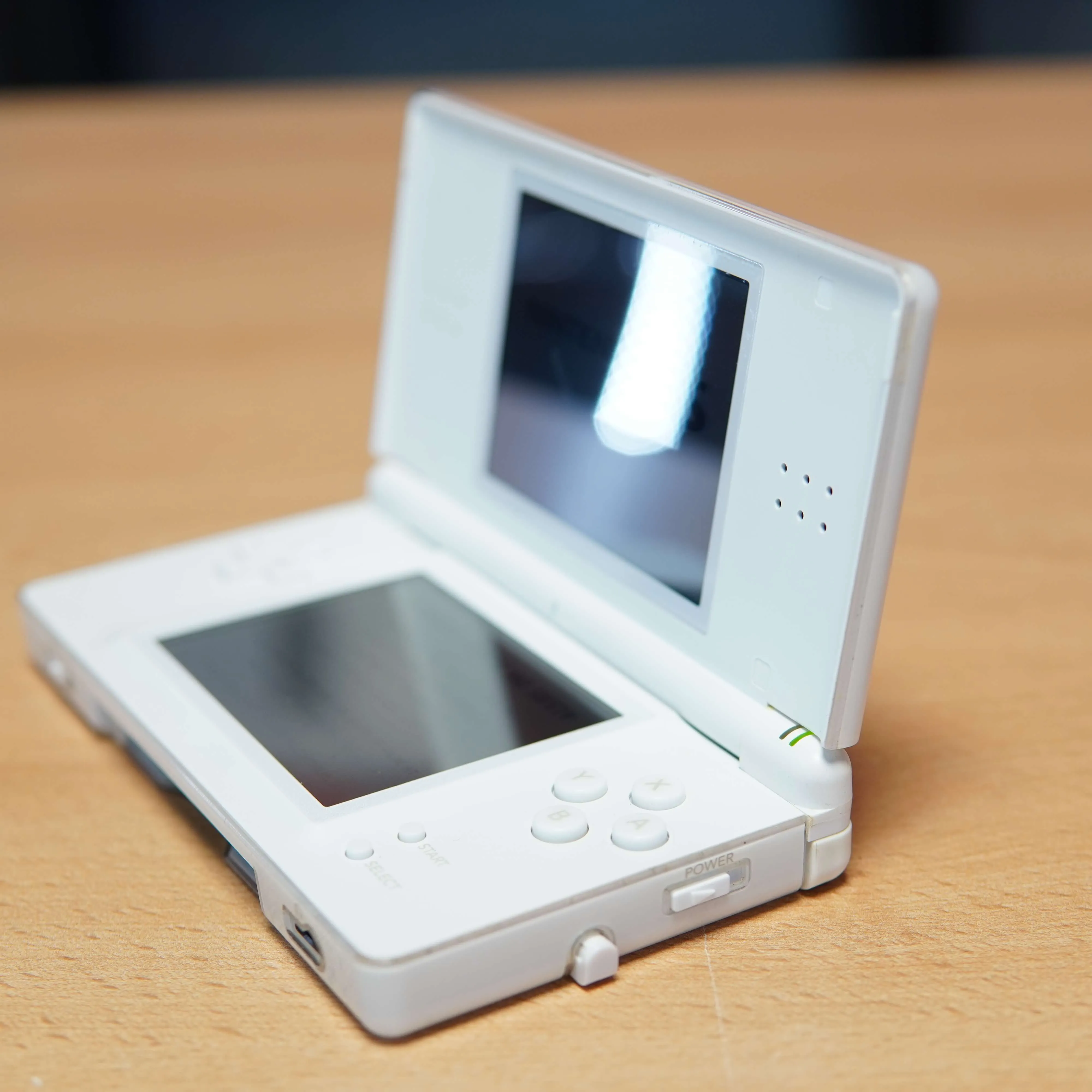 Consola Nintendo DS Lite USG-001, Alb (pix compatibil) - imagine 4