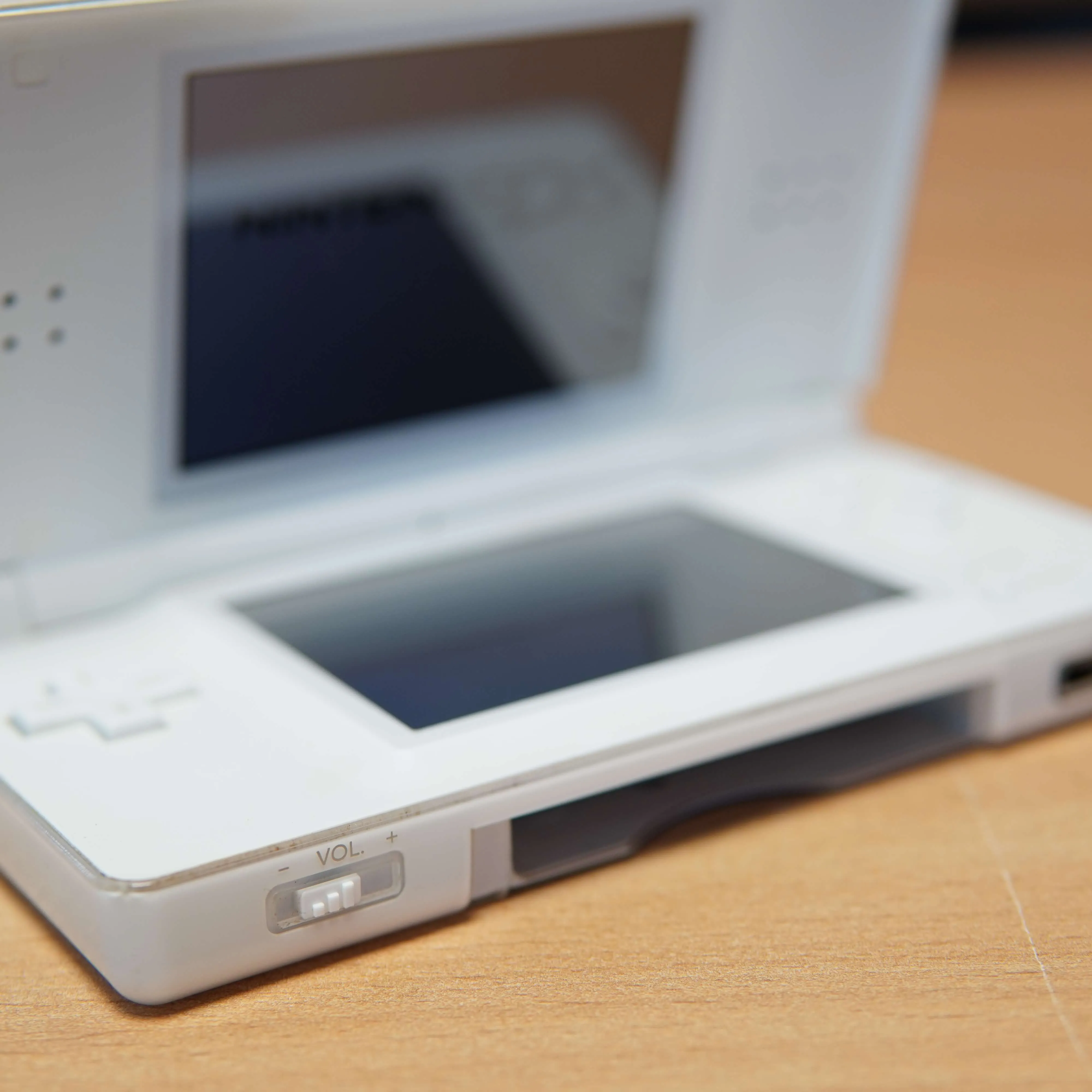 Consola Nintendo DS Lite USG-001, Alb (pix compatibil) - imagine 6