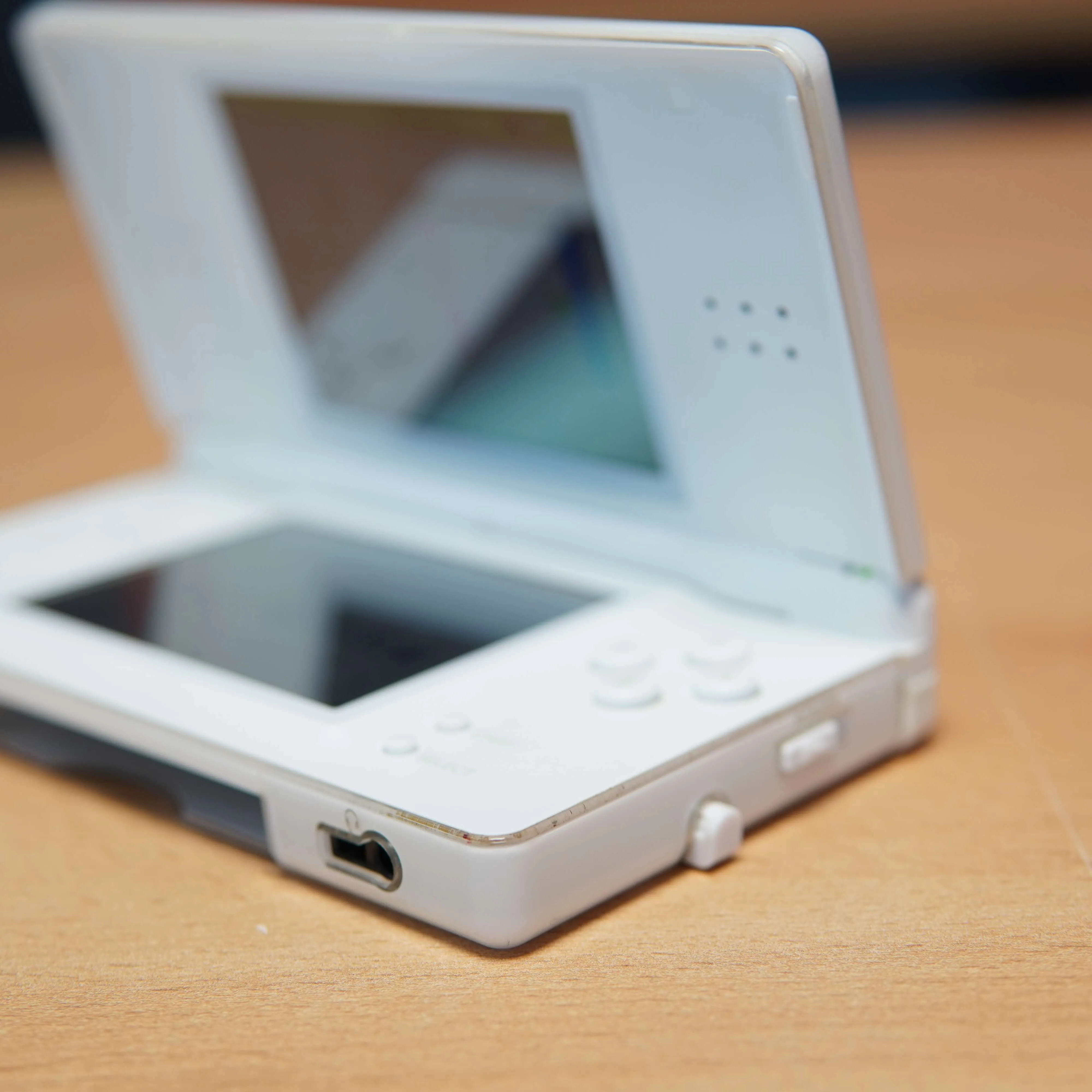 Consola Nintendo DS Lite USG-001, Alb (pix compatibil) - imagine 8