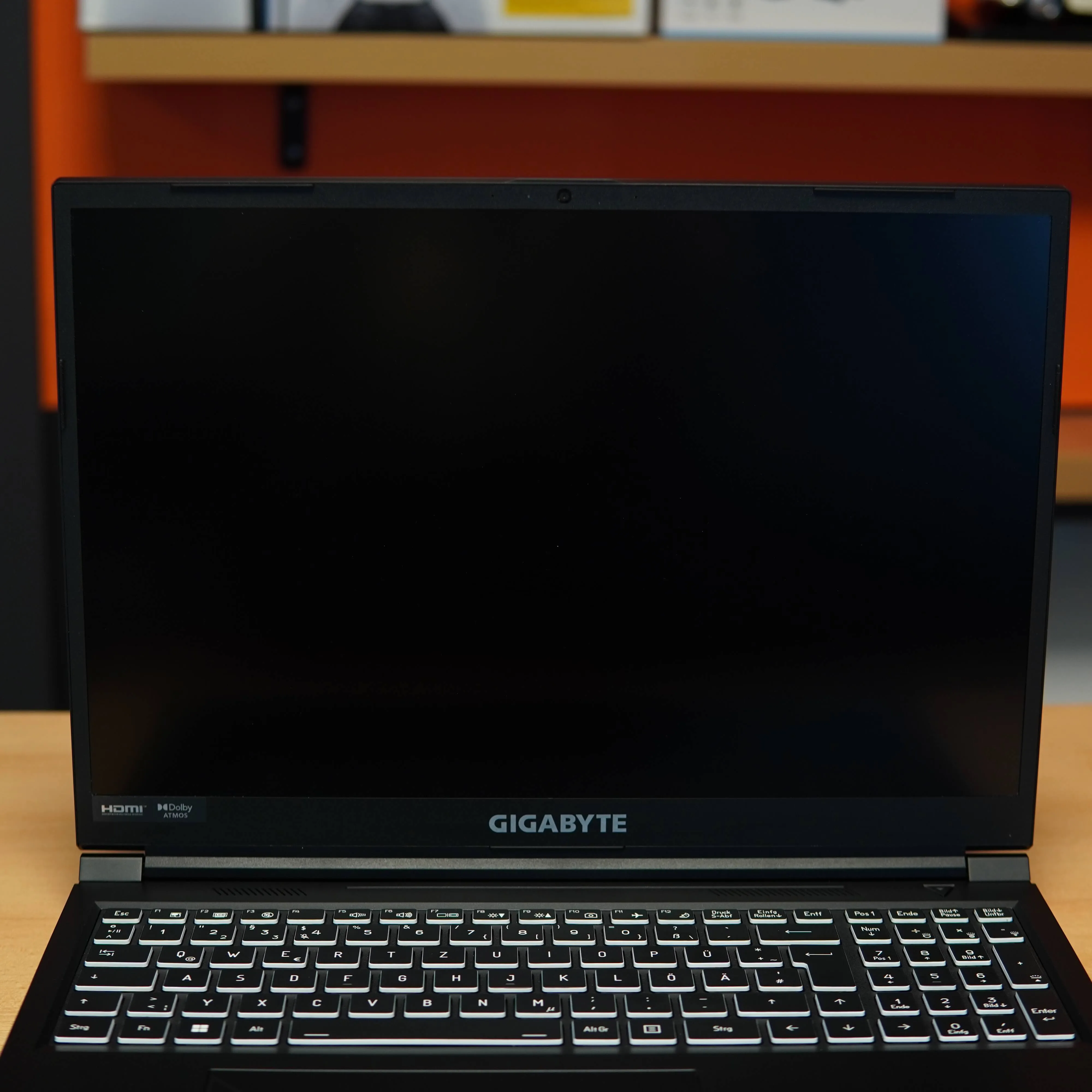 Laptop Gaming Gigabyte RC56, i7-13620h, 16 GB DDR5, 1 TB SSD, RTX 4050 6 GB, Layout QWERTZ, Negru - imagine 13