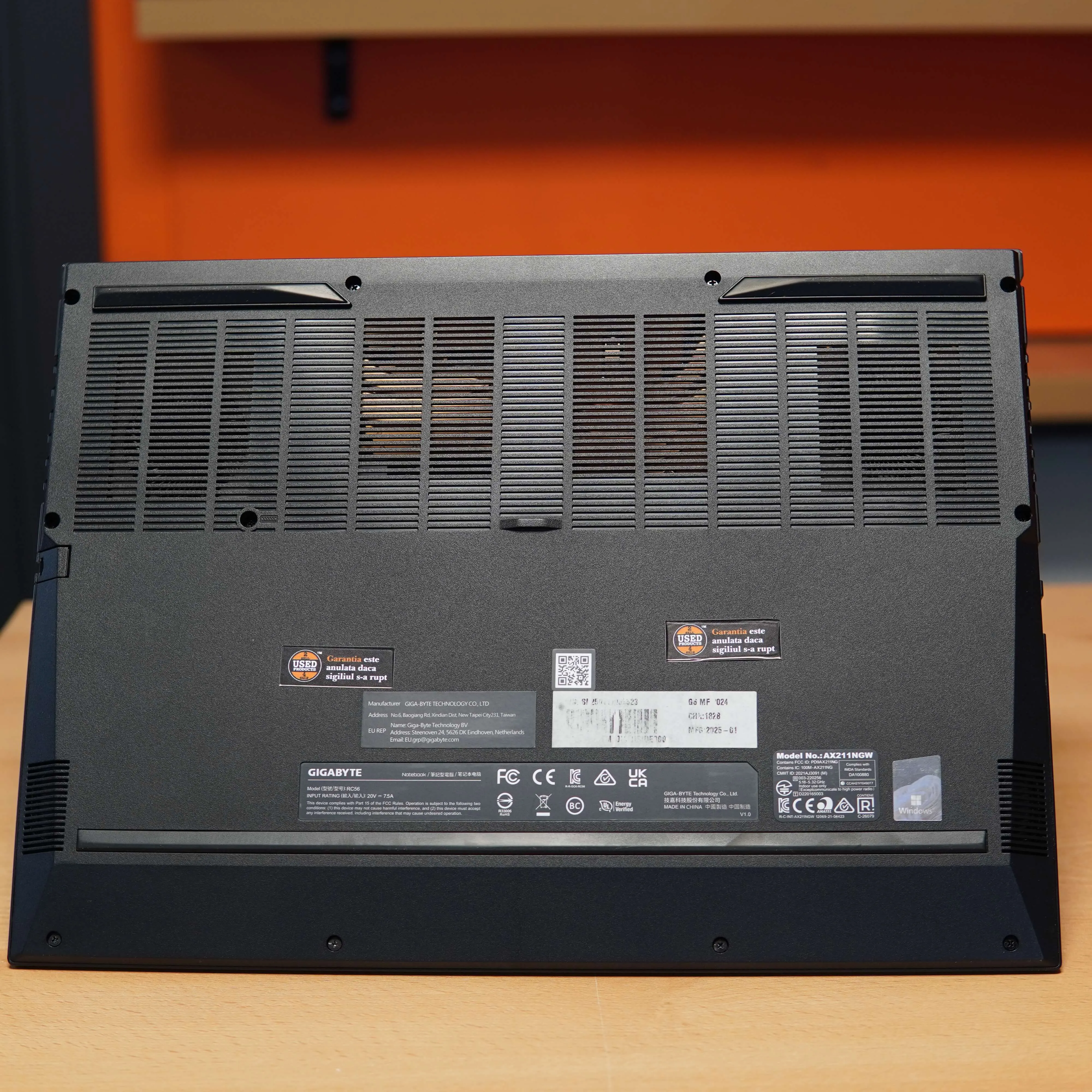 Laptop Gaming Gigabyte RC56, i7-13620h, 16 GB DDR5, 1 TB SSD, RTX 4050 6 GB, Layout QWERTZ, Negru - imagine 17