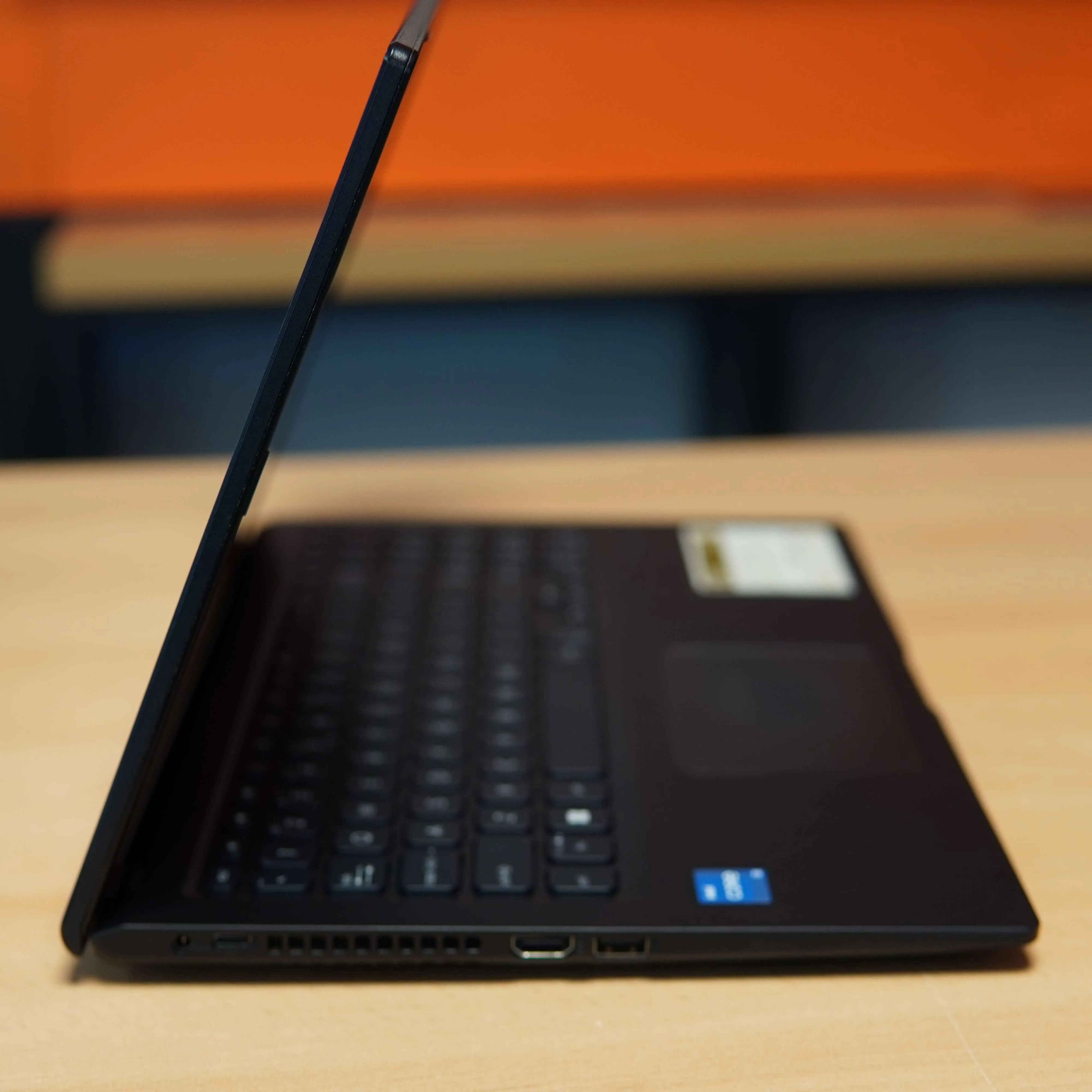 Laptop Asus Vivobook 15 R1500E, i3-1115G4, 8 GB DDR4, 256 GB SSD, Negru - imagine 13