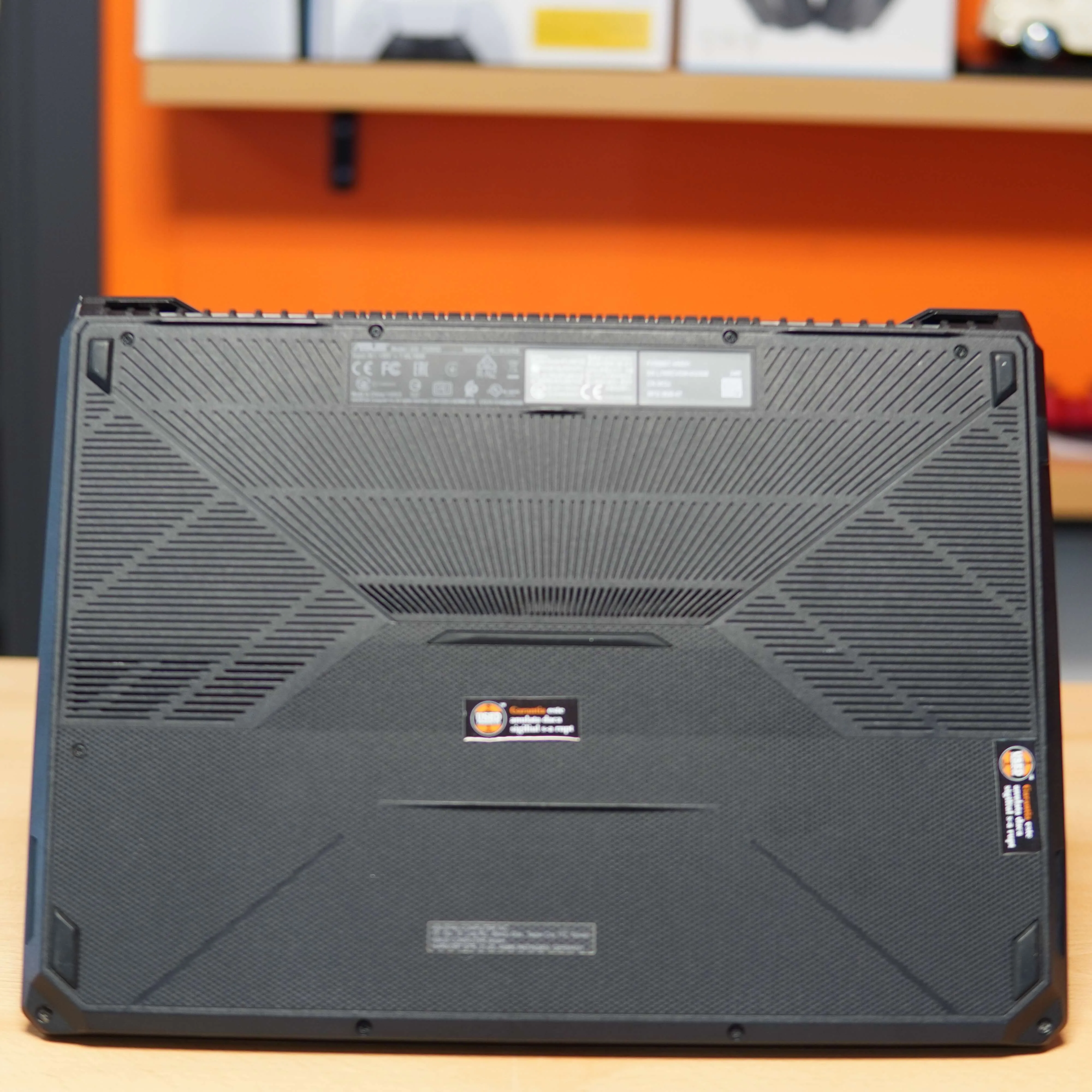 Laptop Gaming Asus TUF Gaming FX505D, AMD Ryzen 7 3750h, 16 GB DDR4, 256 GB SSD, GTX 1650 4 GB, Negru - imagine 16