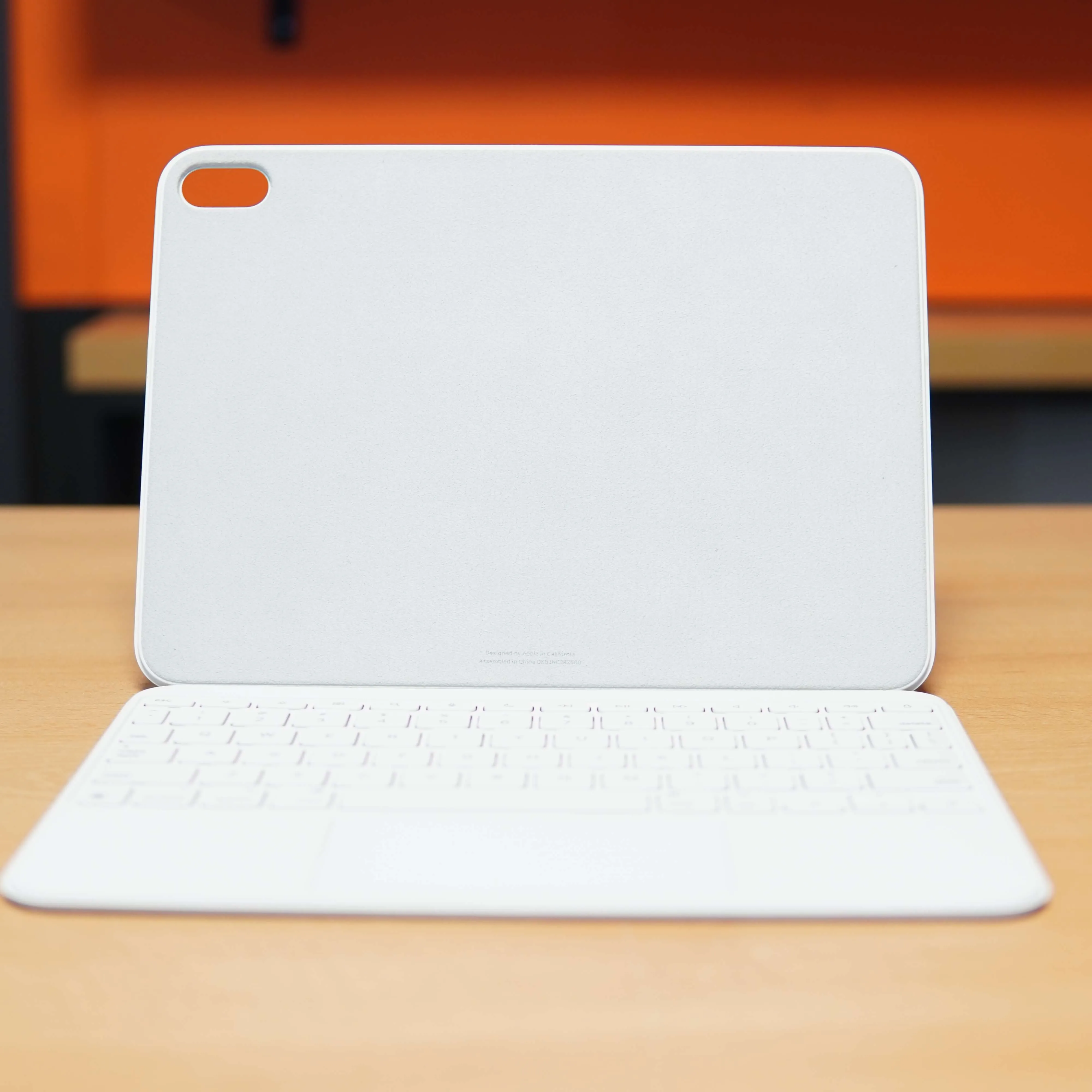 Apple Magic Keyboard Folio pentru iPad A16, iPad Gen 10, A2695, QWERTY, Alb - imagine 2
