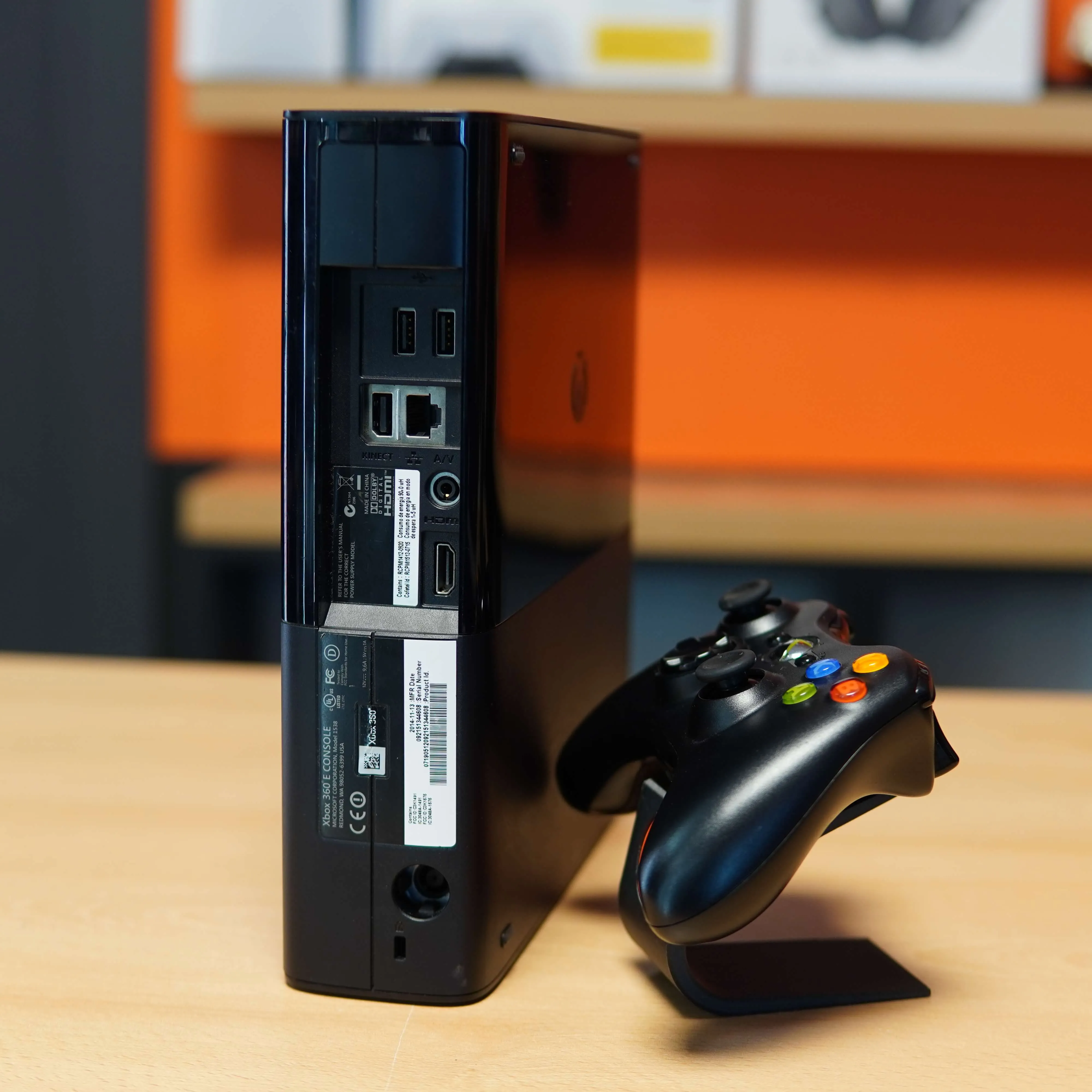 Consola Microsoft Xbox 360 E 320 GB + Controller, Negru - imagine 4