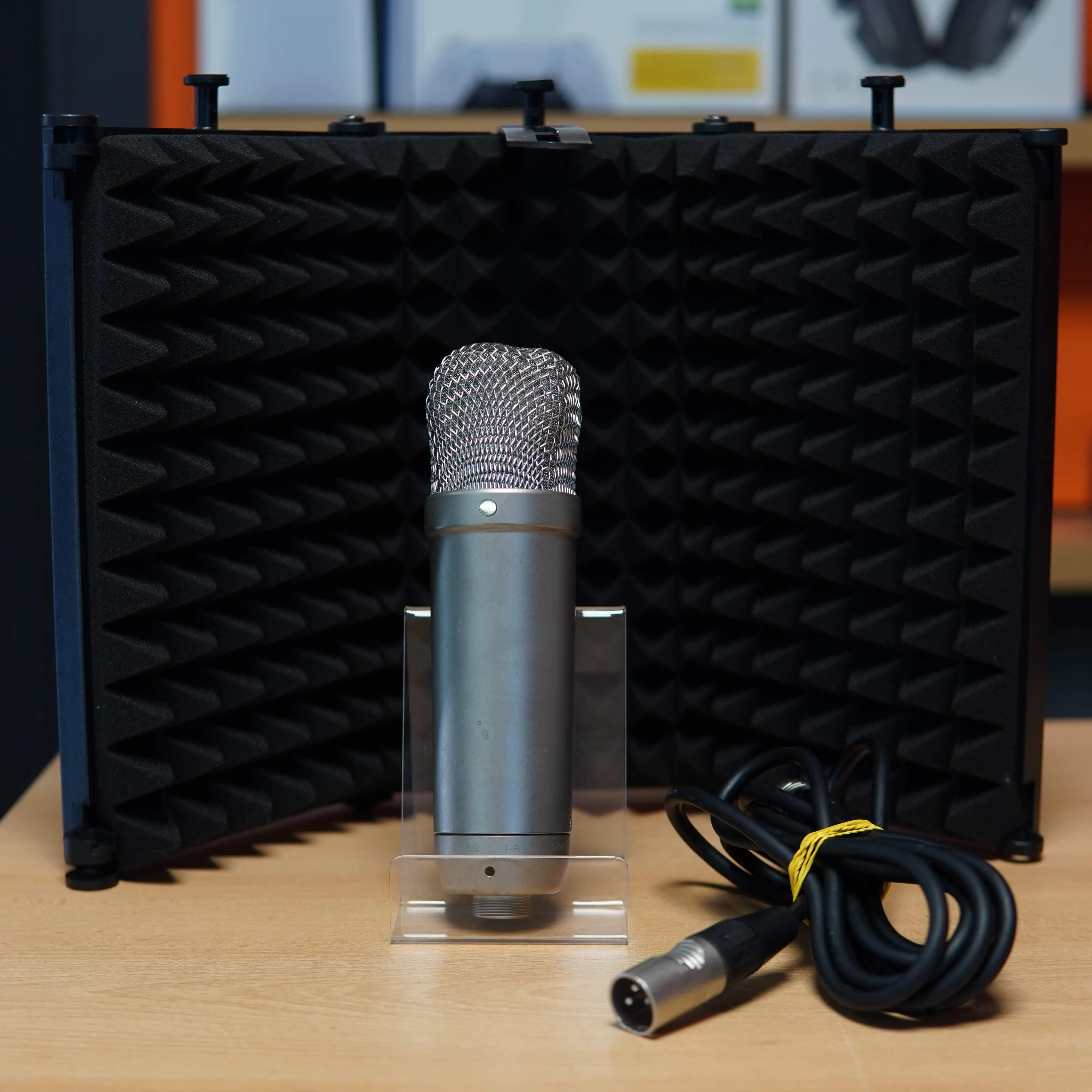 Microfon Studio Rode NT1-A, + Cablu XLR, Filtru Microfon, FARA Suport Microfon - imagine 2