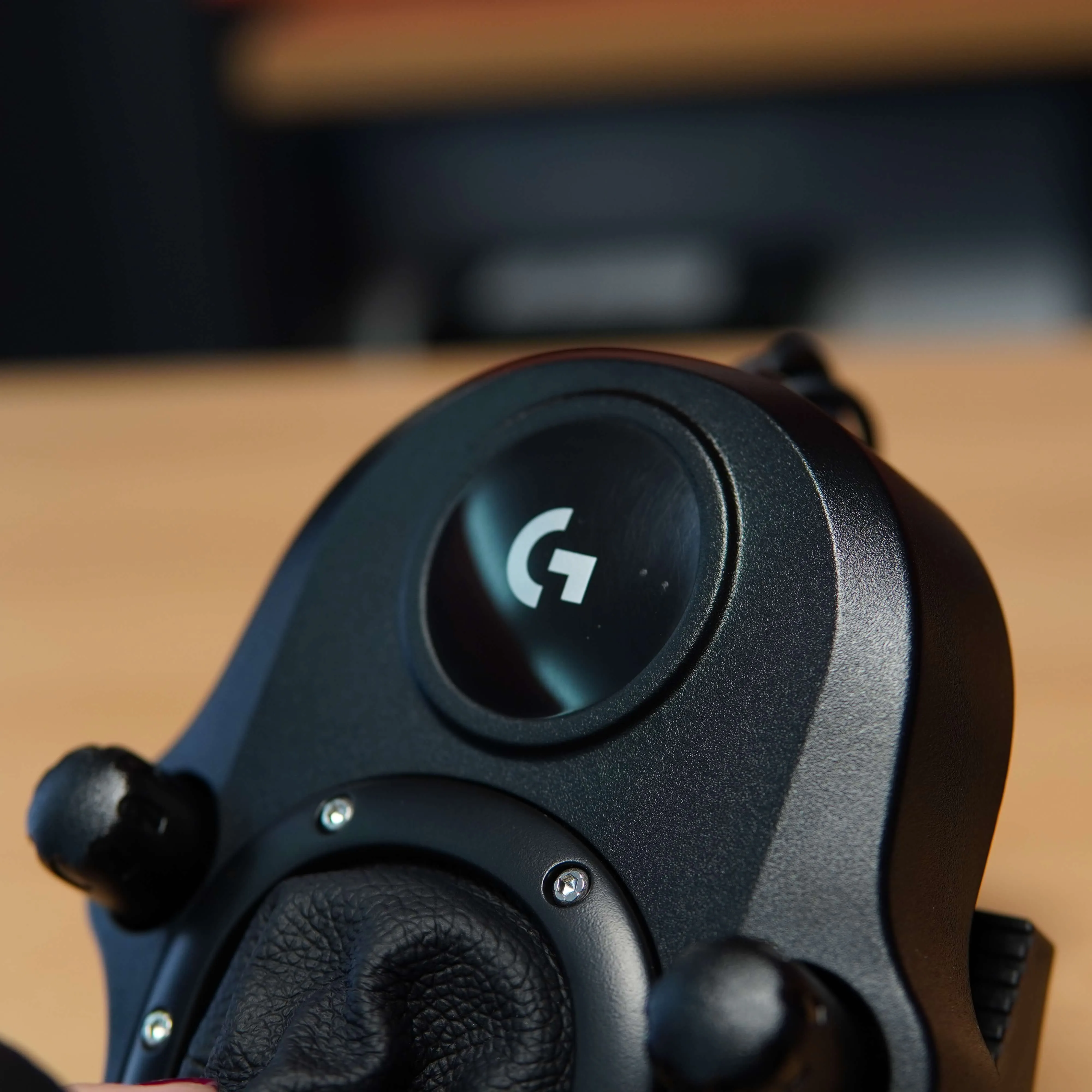 Volan Logitech Driving Force G29 + Schimbator Joystick Logitech Driving Force, PC, PS3, PS4, PS5 - imagine 10