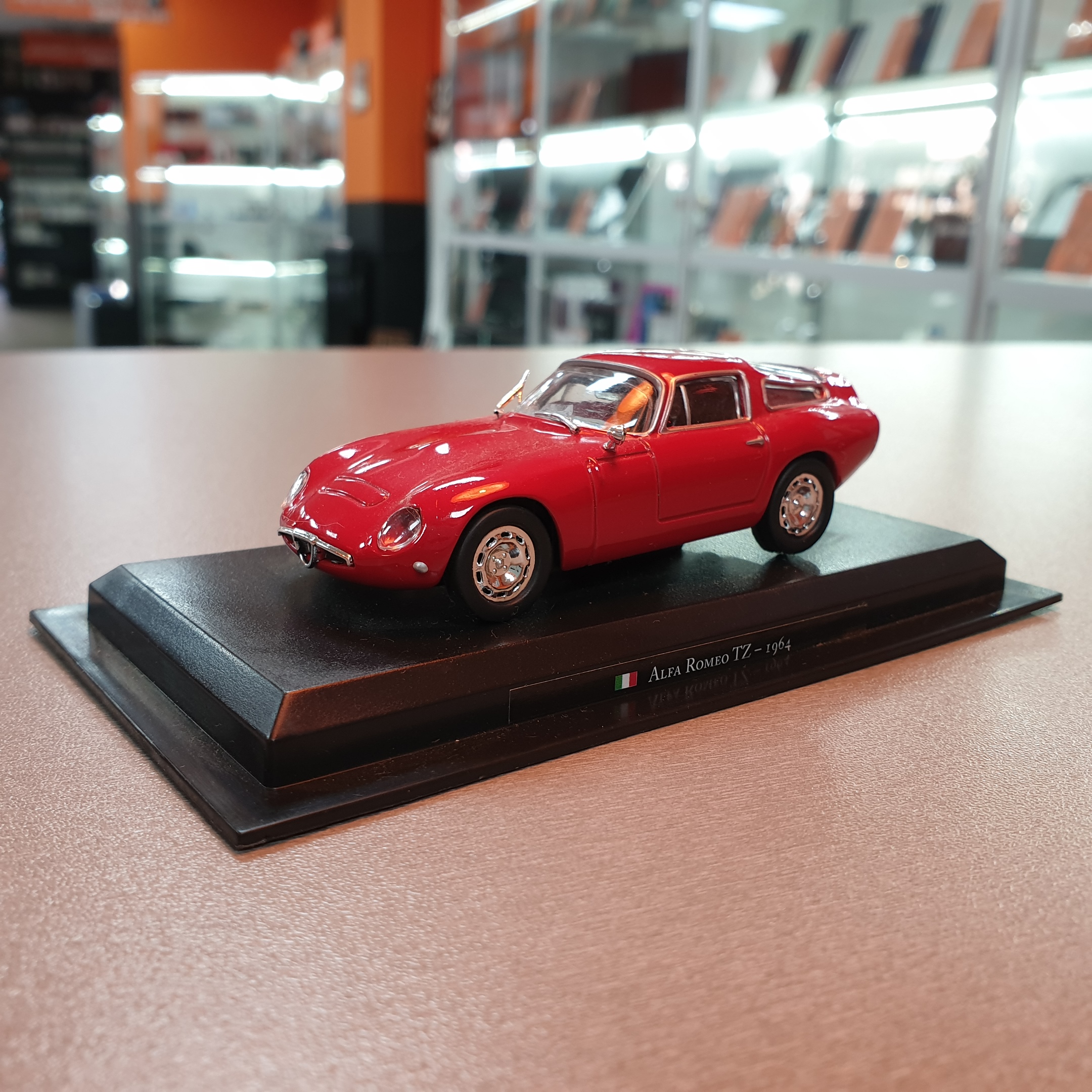 Macheta auto de colectie 1:43 - Diverse modele - imagine 3