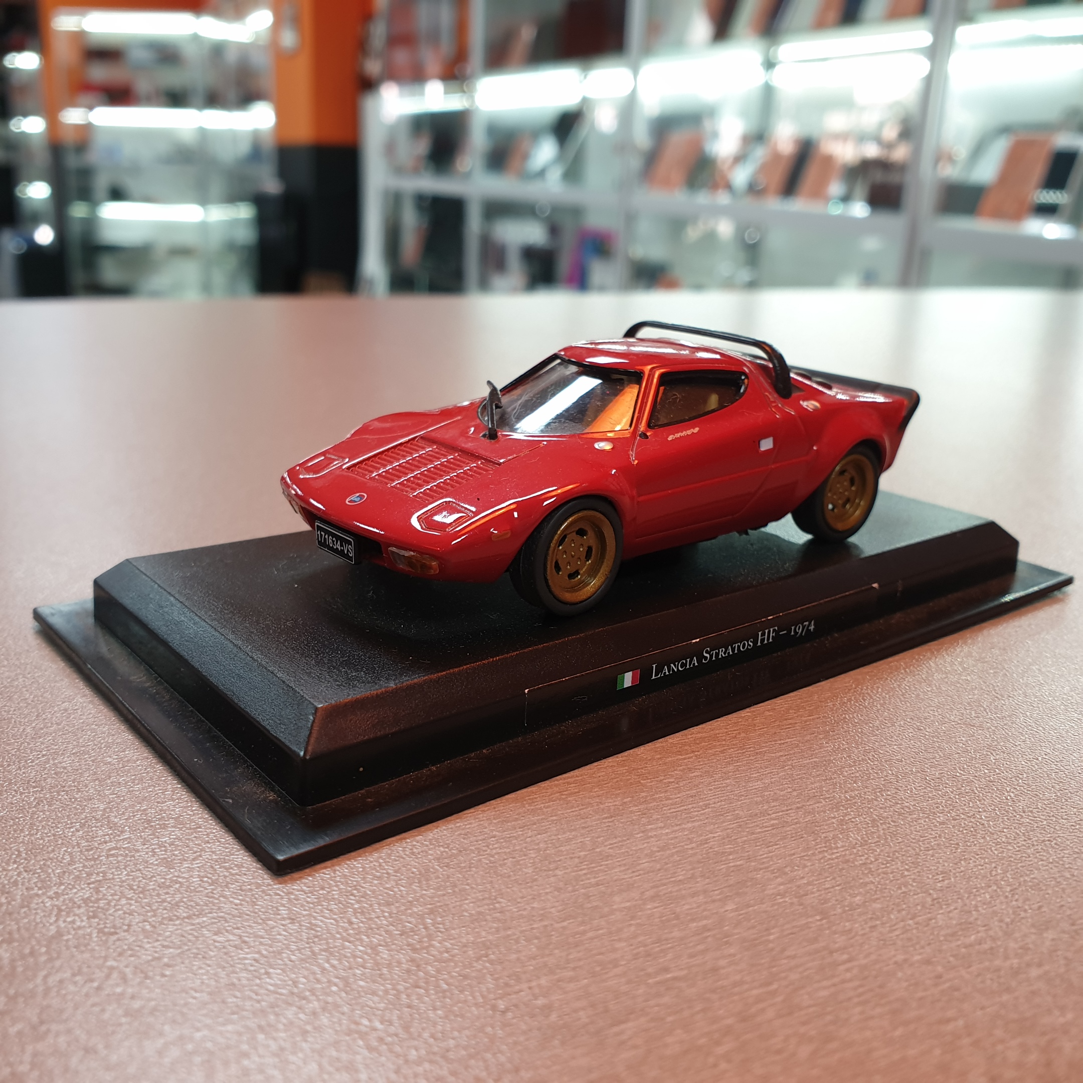 Macheta auto de colectie 1:43 - Diverse modele - imagine 4