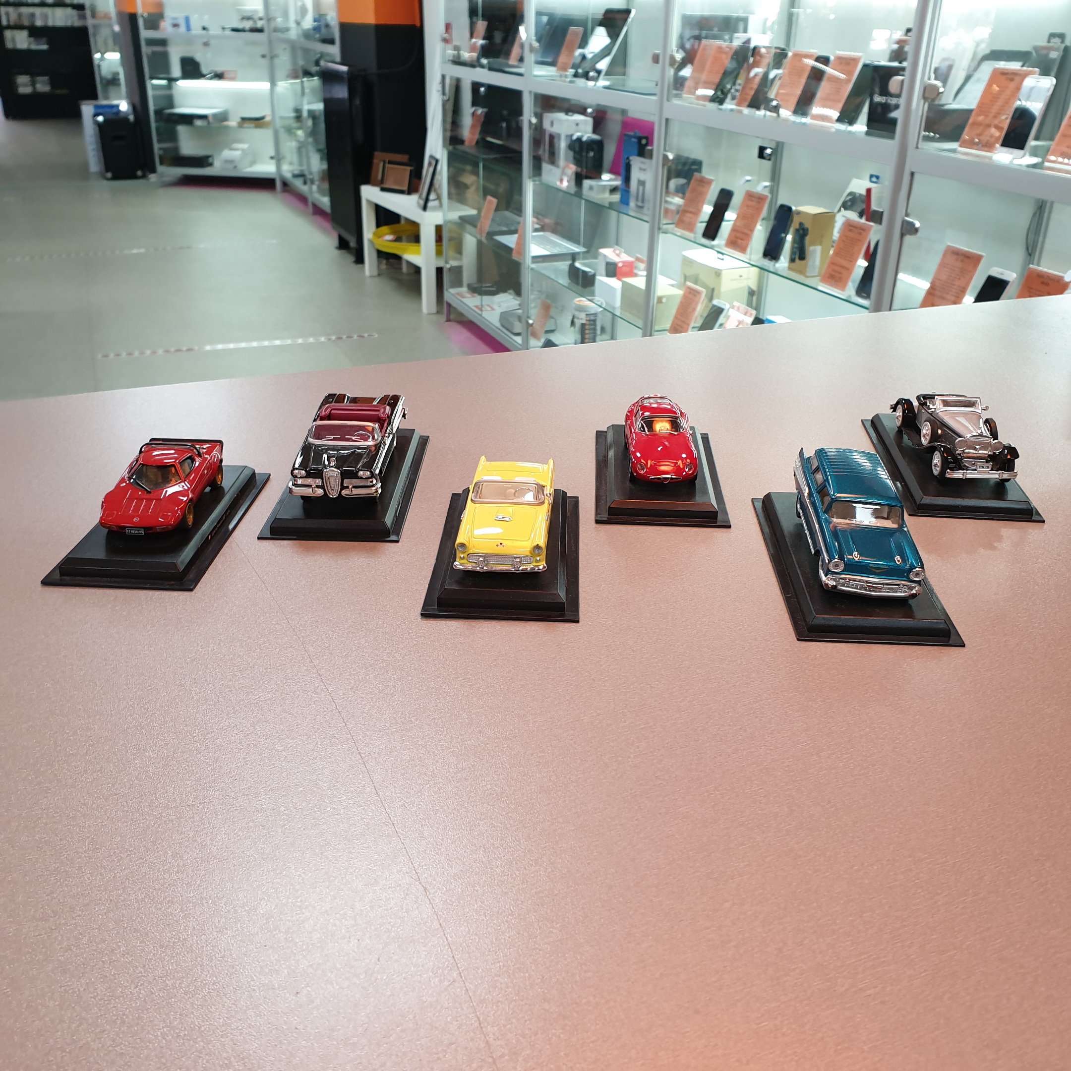 Macheta auto de colectie 1:43 - Diverse modele