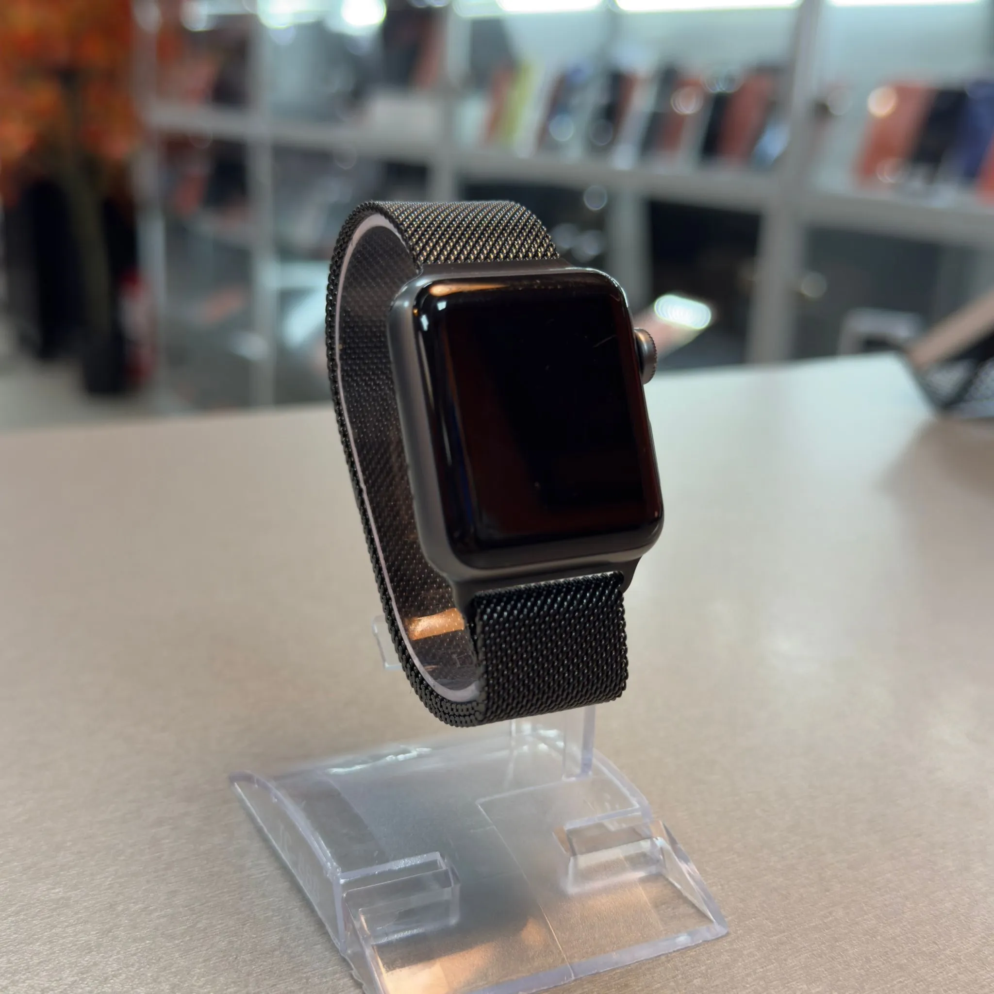 Apple Watch Series 3, 38mm, GPS, Space Gray Aluminum Case, Black Sport Band, A1858 - imagine 3