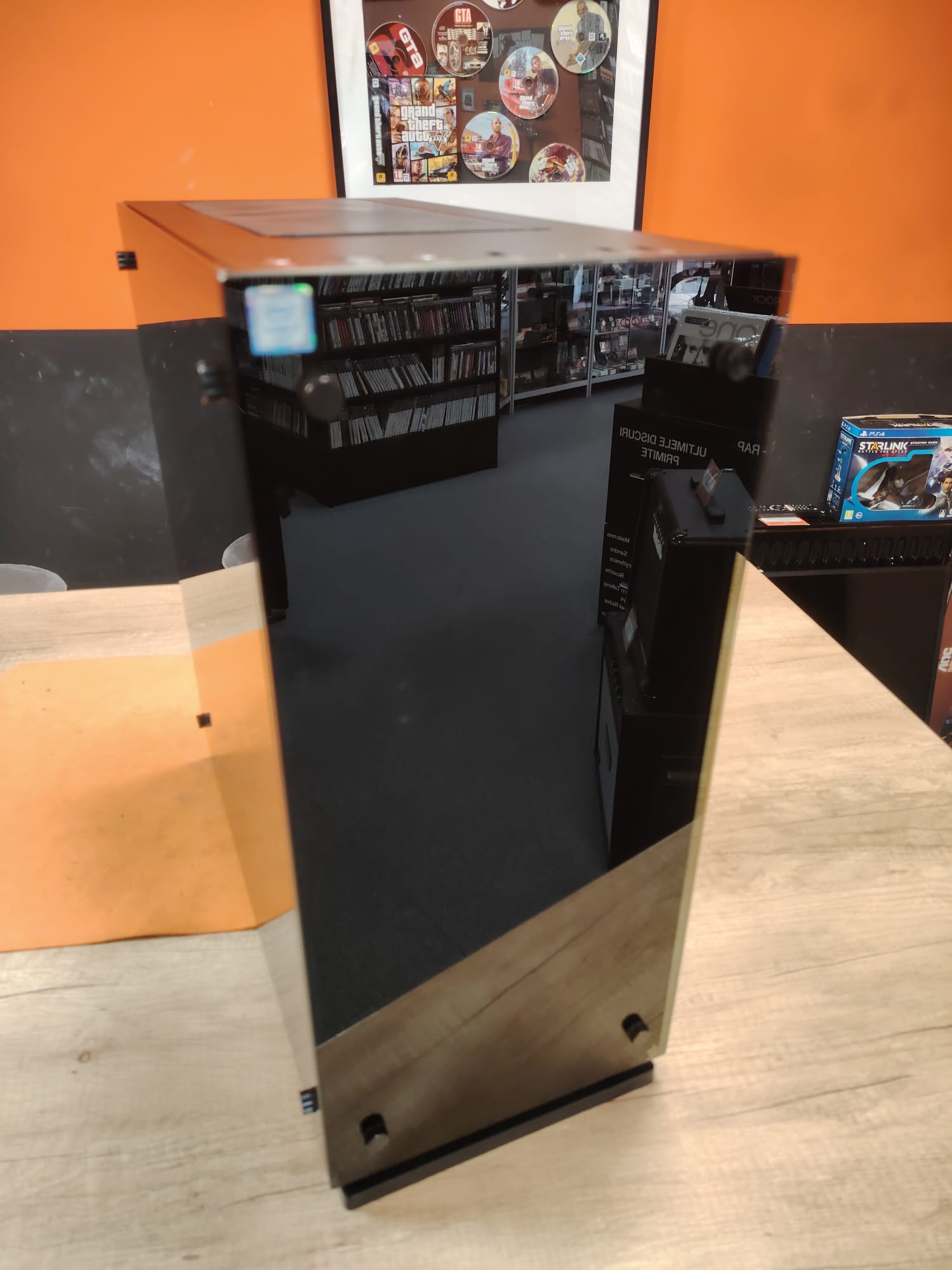 Unitate PC Gaming, Intel i7 6700, 32 Gb RAM DDR4, SSD 120 Gb, Asus Z170 Pro Gaming, nVidia GeForce GTX 1080 8 Gb, Jack 3.5 mm, HDMI, VGA, Display Port, USB