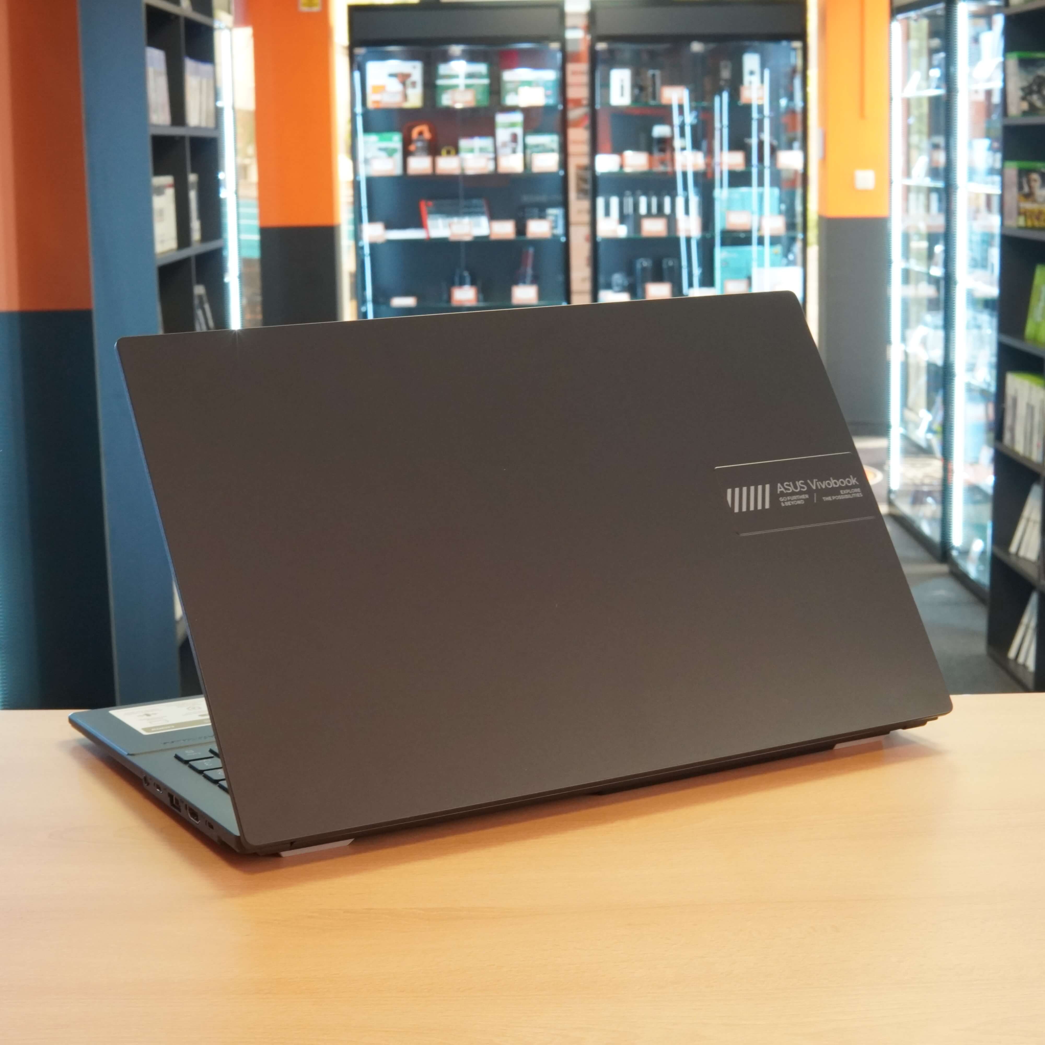 Laptop Asus Vivobook L1504F 15.6'' AMD Ryzen 5 7250U 16 GB DDR4, 512 GB, Midnight - imagine 6